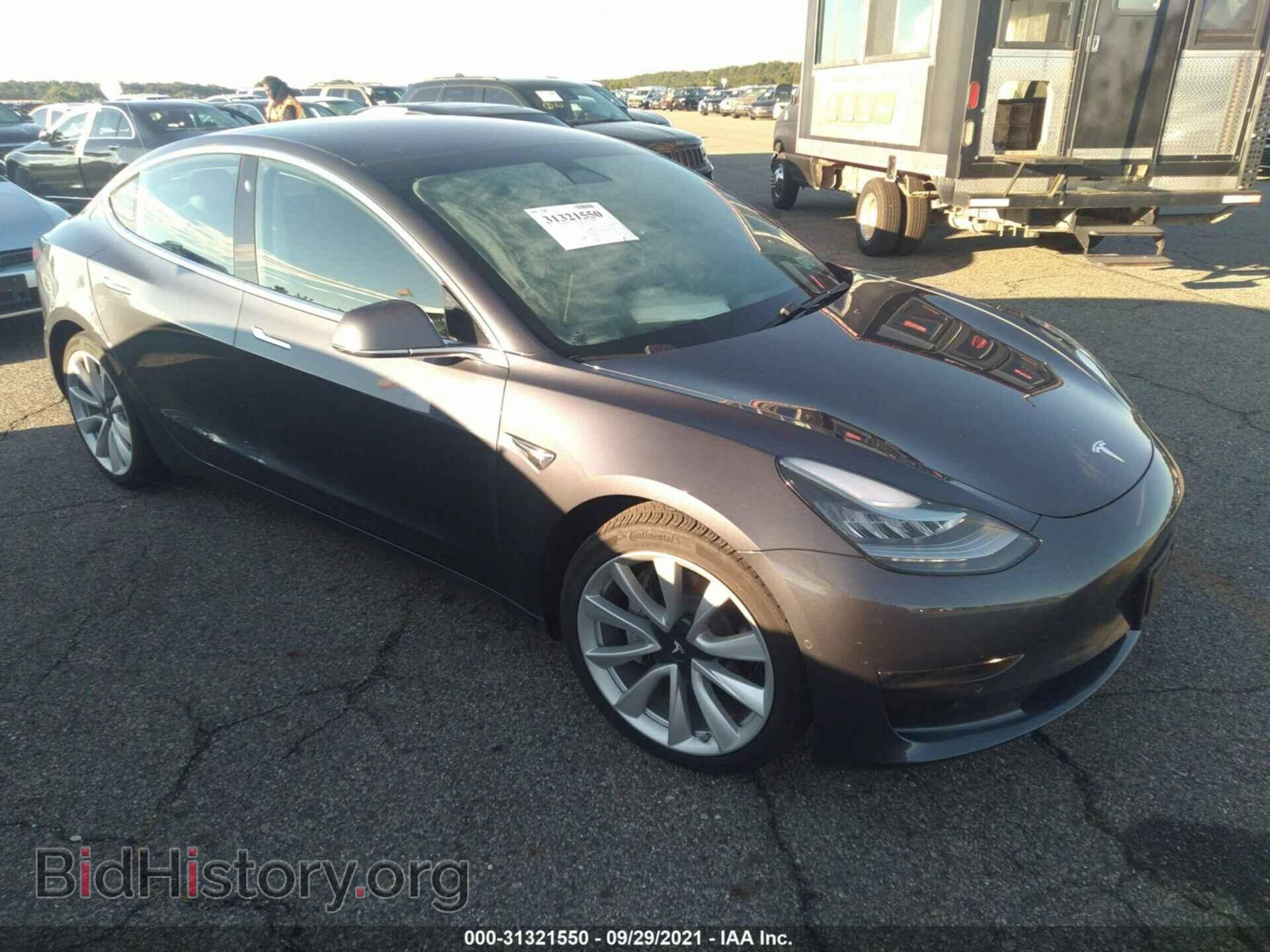 Фотография 5YJ3E1EA0JF042788 - TESLA MODEL 3 2018