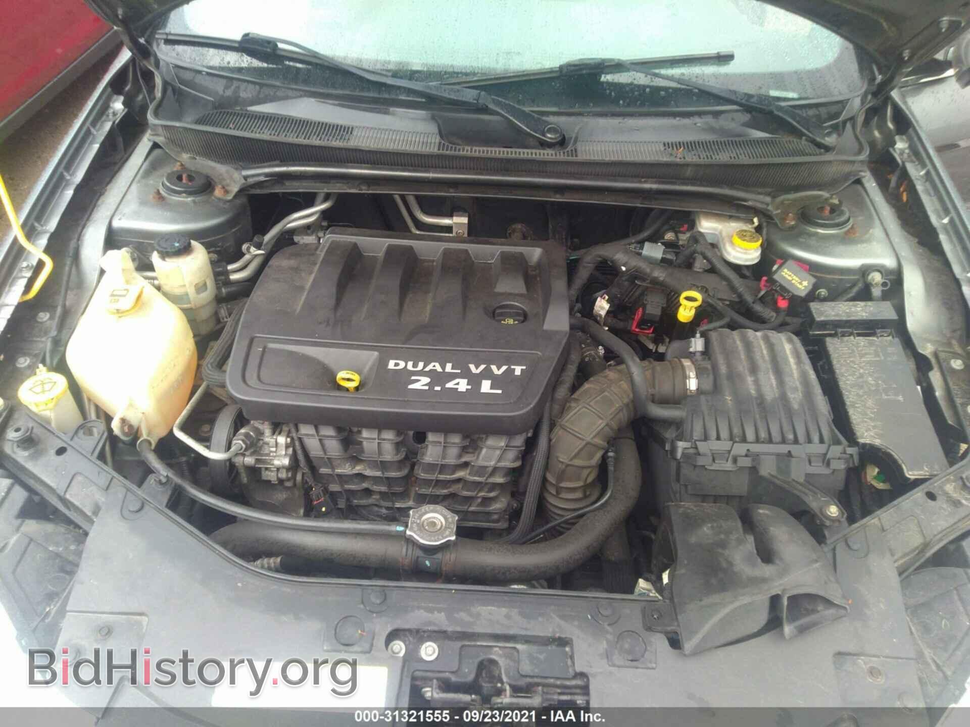 2012 CHRYSLER 200 - VIN: 1C3CCBAB4CN321132 - Фото 10