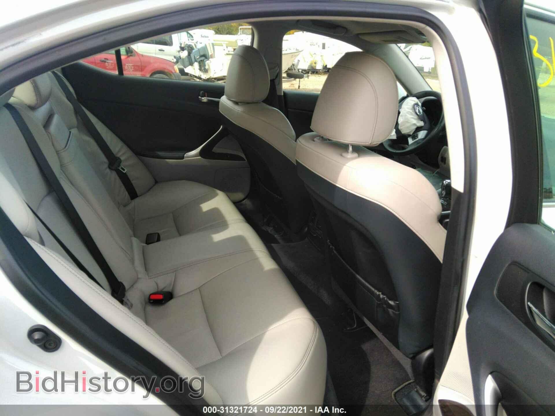 2011 LEXUS IS 250 - VIN: JTHCF5C20B5047569 - Фото 8