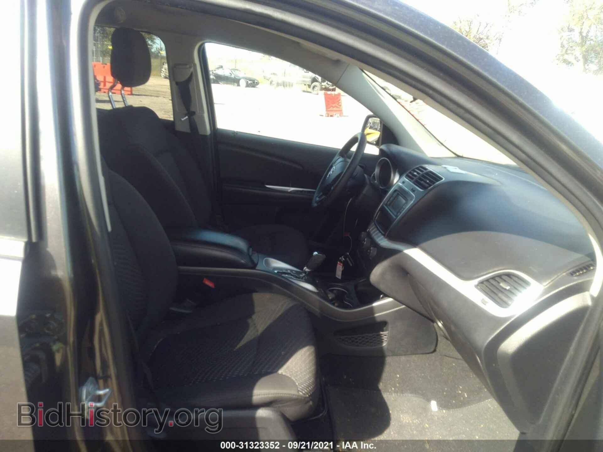 2017 DODGE JOURNEY - VIN: 3C4PDCAB4HT582364 - Фото 5