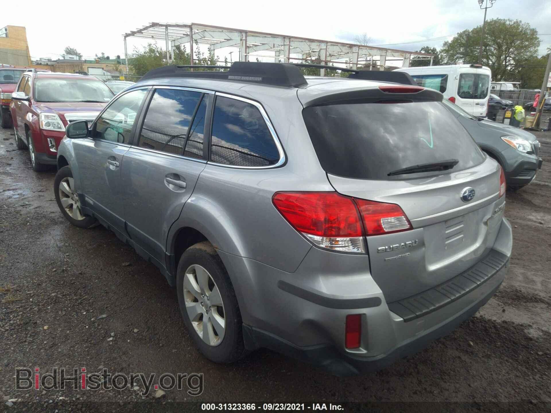 2011 SUBARU OUTBACK - VIN: 4S4BRBCC6B3412663 - Фото 3