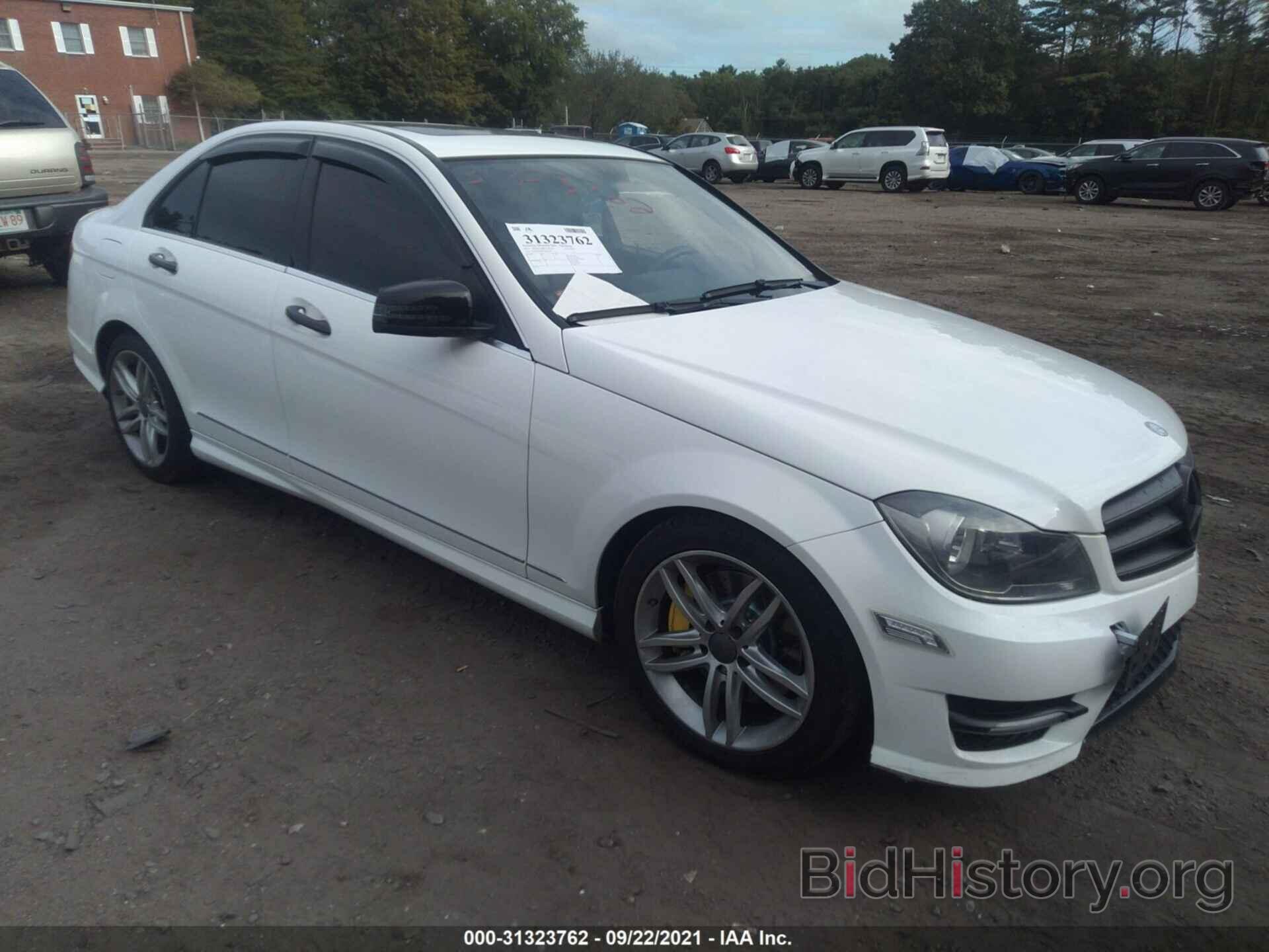 Фотография WDDGF8AB9DR254129 - MERCEDES-BENZ C-CLASS 2013