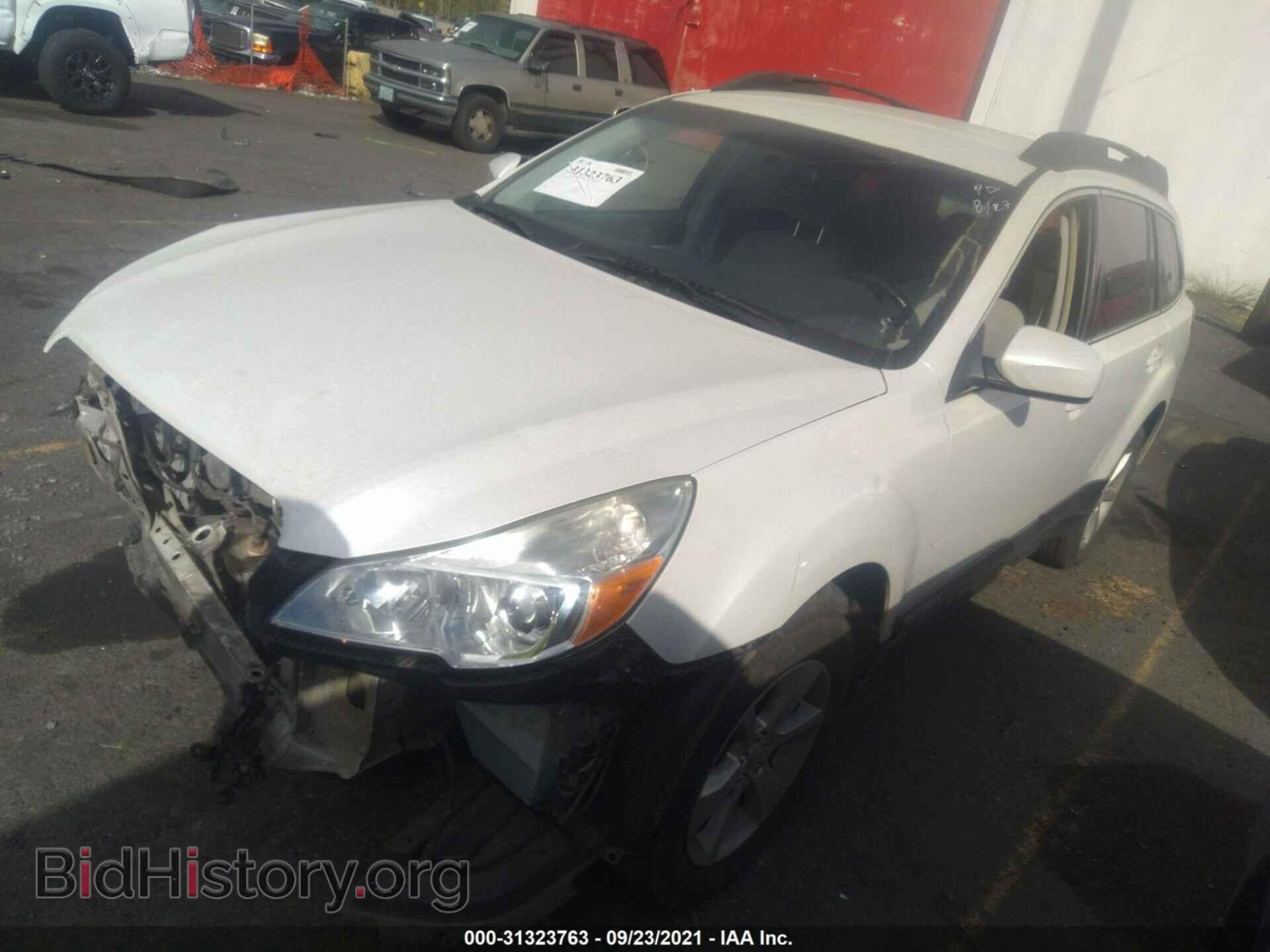 2013 SUBARU OUTBACK - VIN: 4S4BRBCCXD3325254 - Фото 2