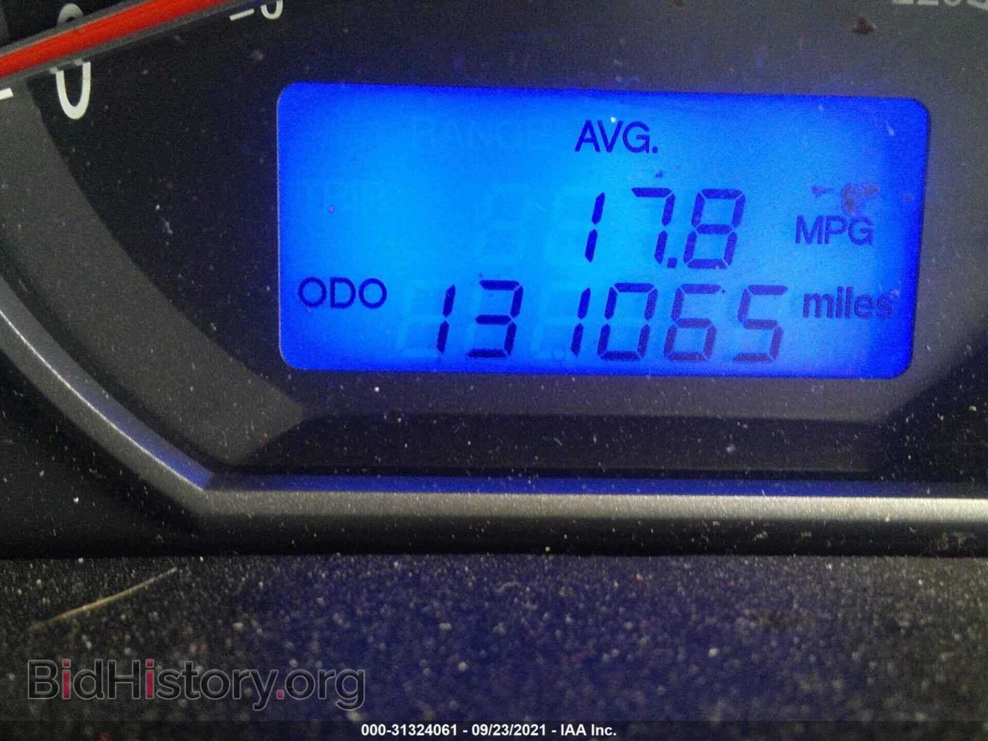 2008 HYUNDAI SANTA FE - VIN: 5NMSG73D08H182404 - Фото 7