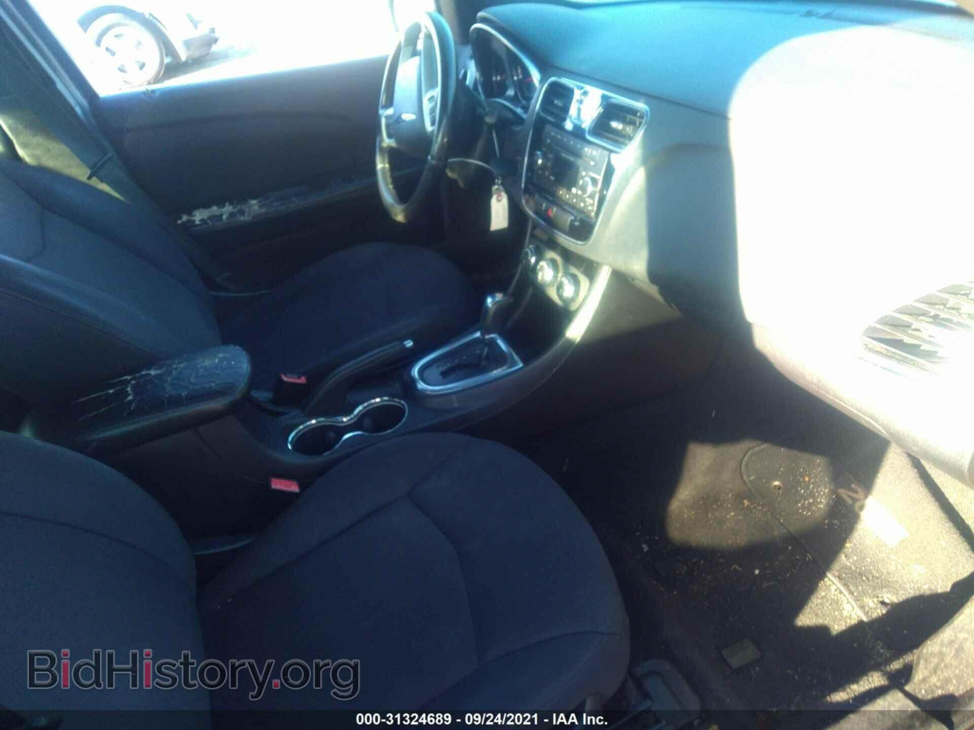 2013 CHRYSLER 200 - VIN: 1C3CCBBB8DN584689 - Фото 5