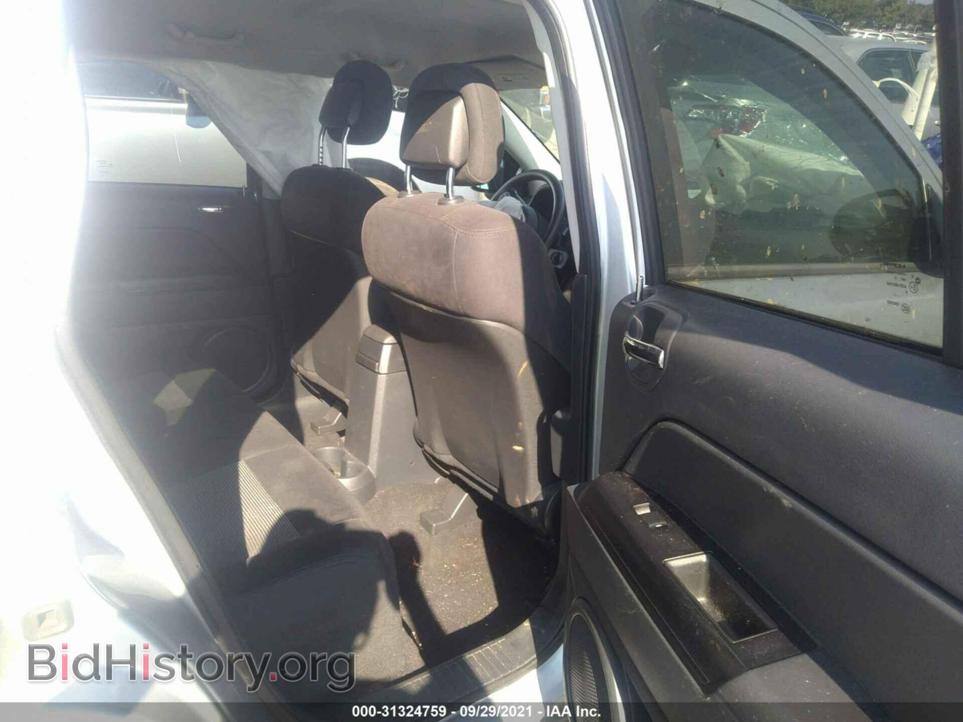 2011 JEEP COMPASS - VIN: 1J4NT1FA4BD248826 - Photo 8