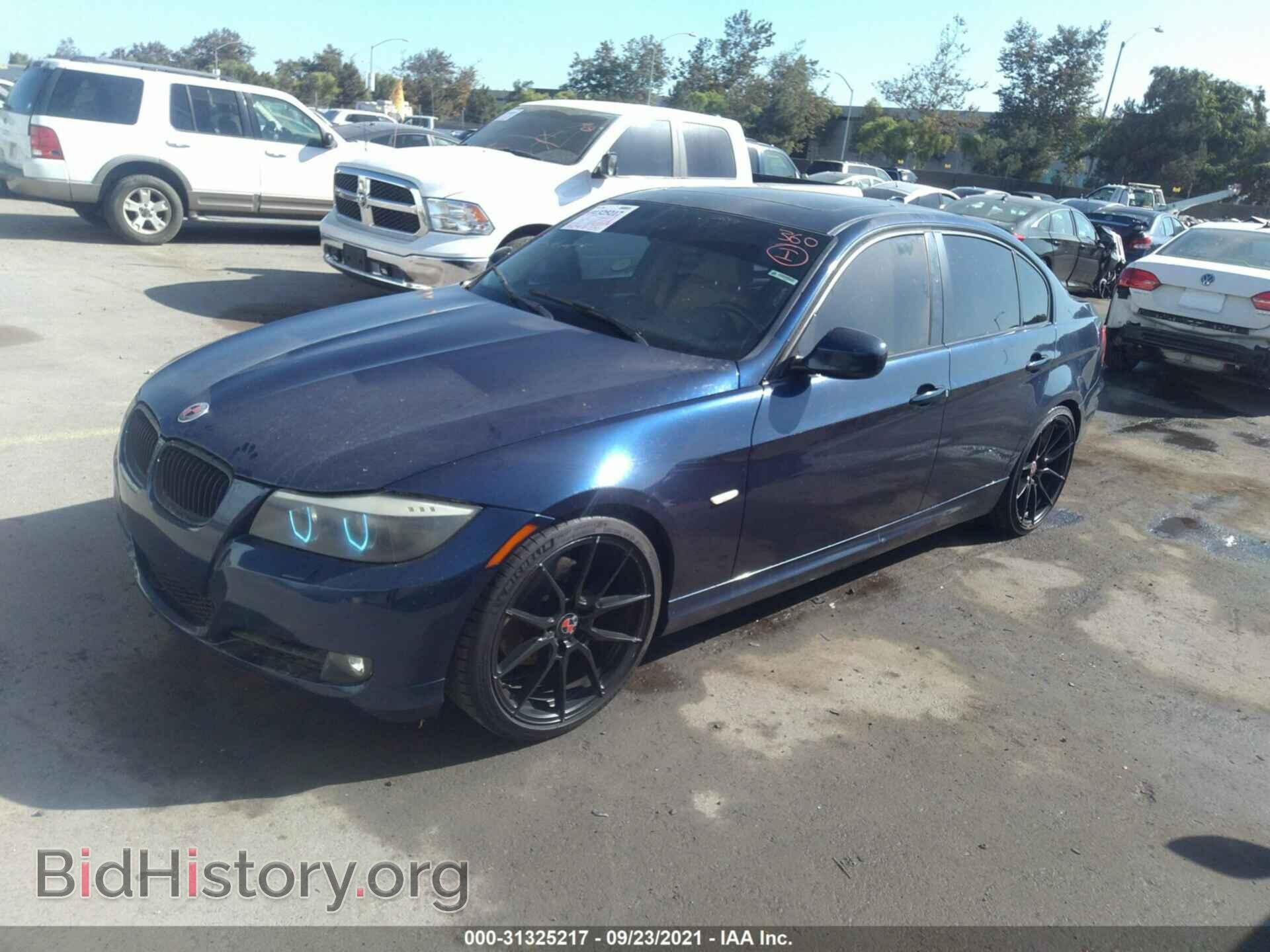 2011 BMW 3 SERIES - VIN: WBAPH7C57BE683227 - Фото 2