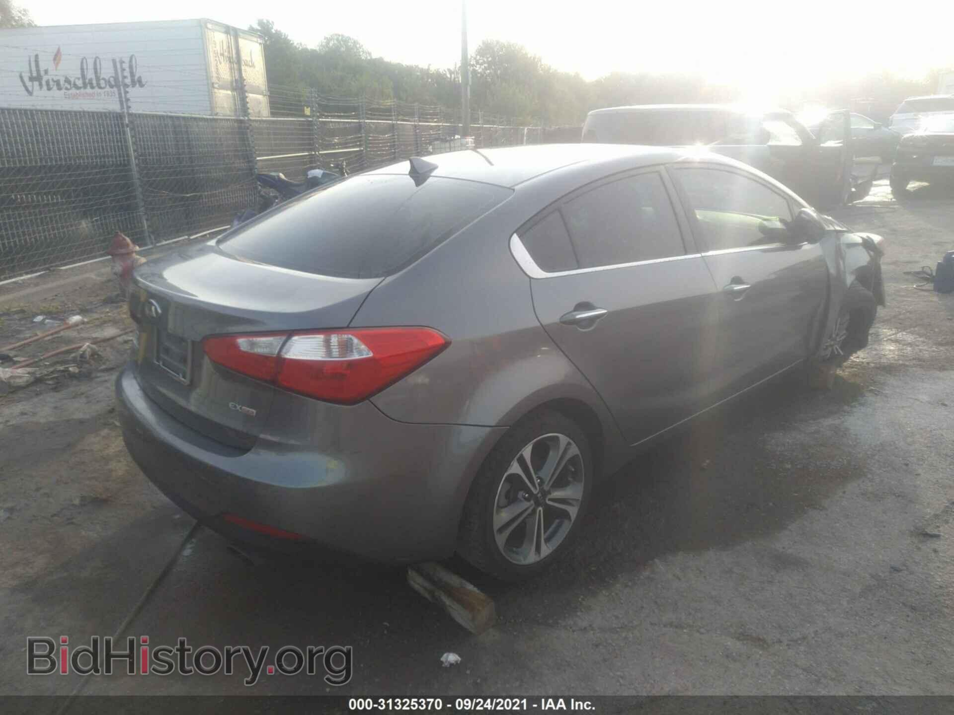 2016 KIA FORTE - VIN: KNAFX4A82G5454343 - Фото 4