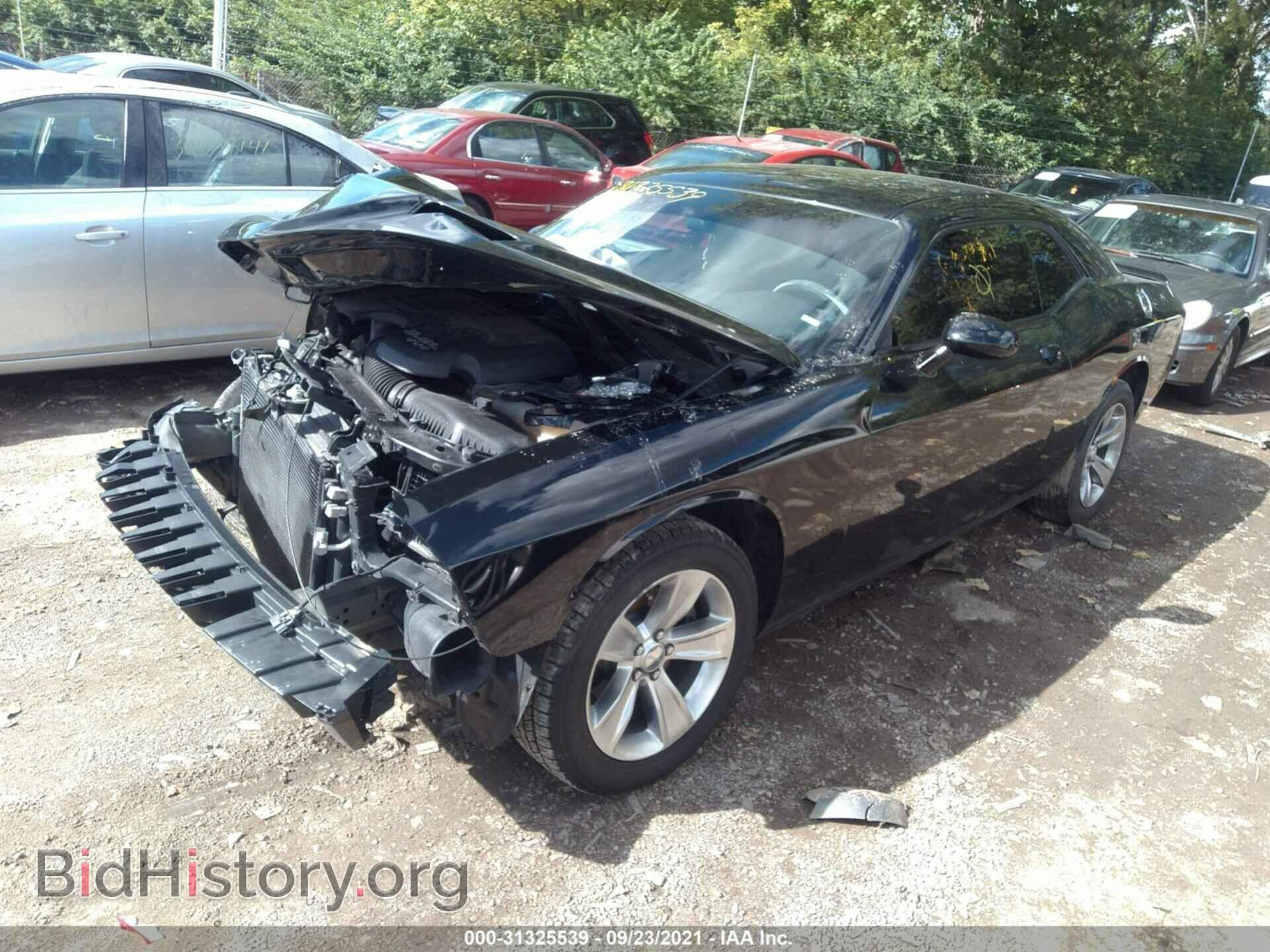 2018 DODGE CHALLENGER - VIN: 2C3CDZAGXJH317979 - Фото 2