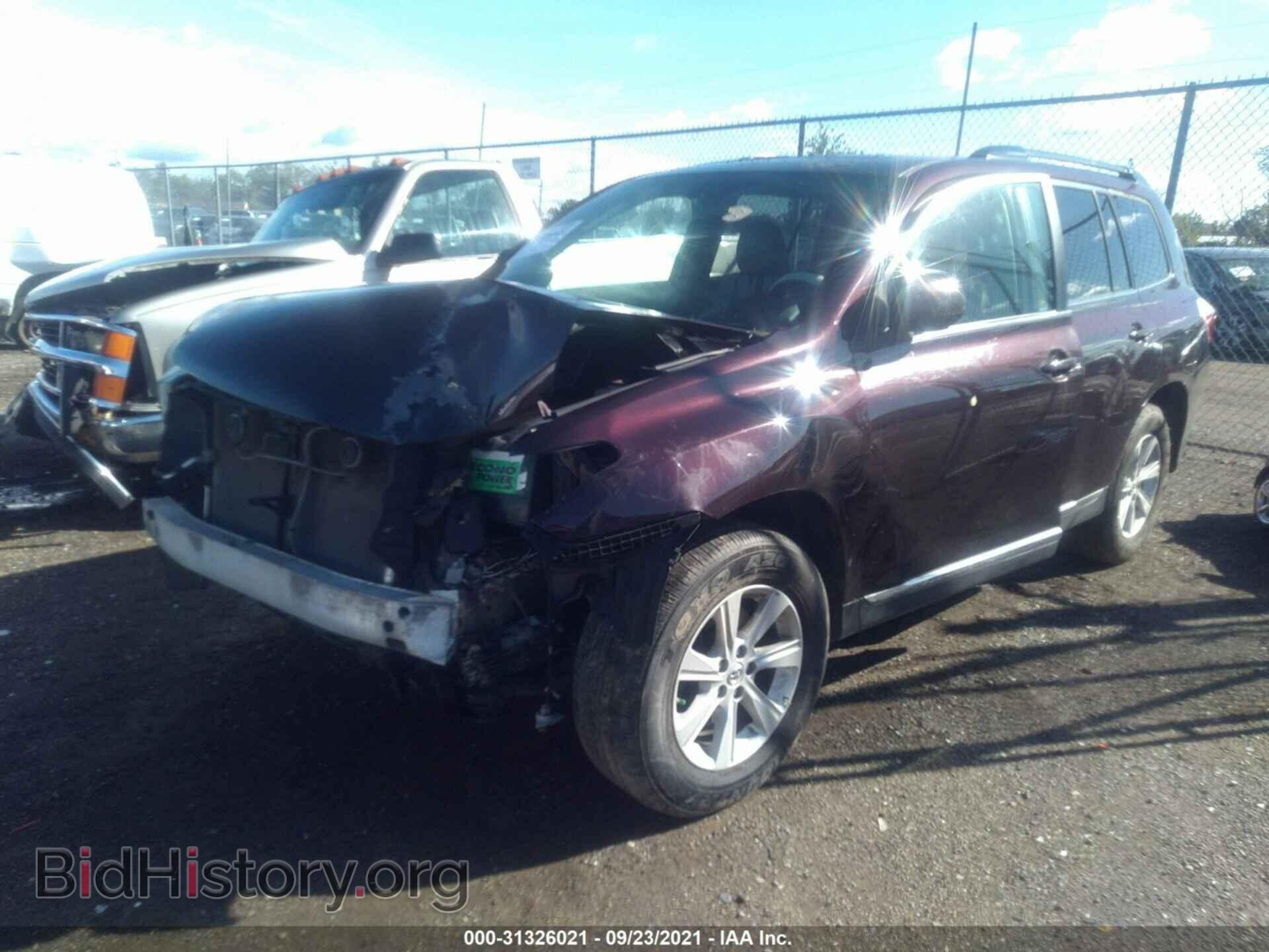 2012 TOYOTA HIGHLANDER - VIN: 5TDBK3EH4CS109064 - Фото 2