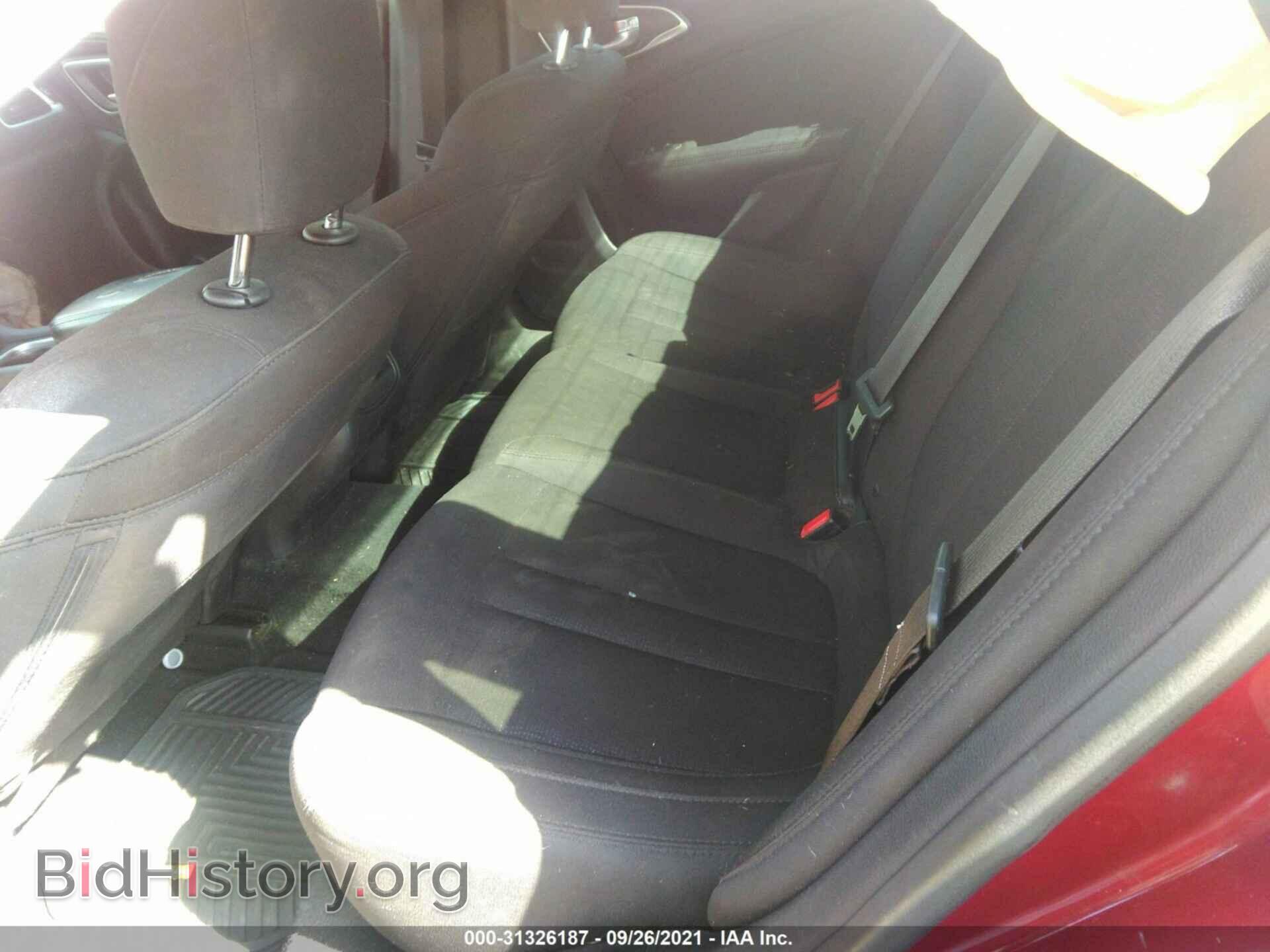 2015 CHRYSLER 200 - VIN: 1C3CCCAB3FN740261 - Фото 8