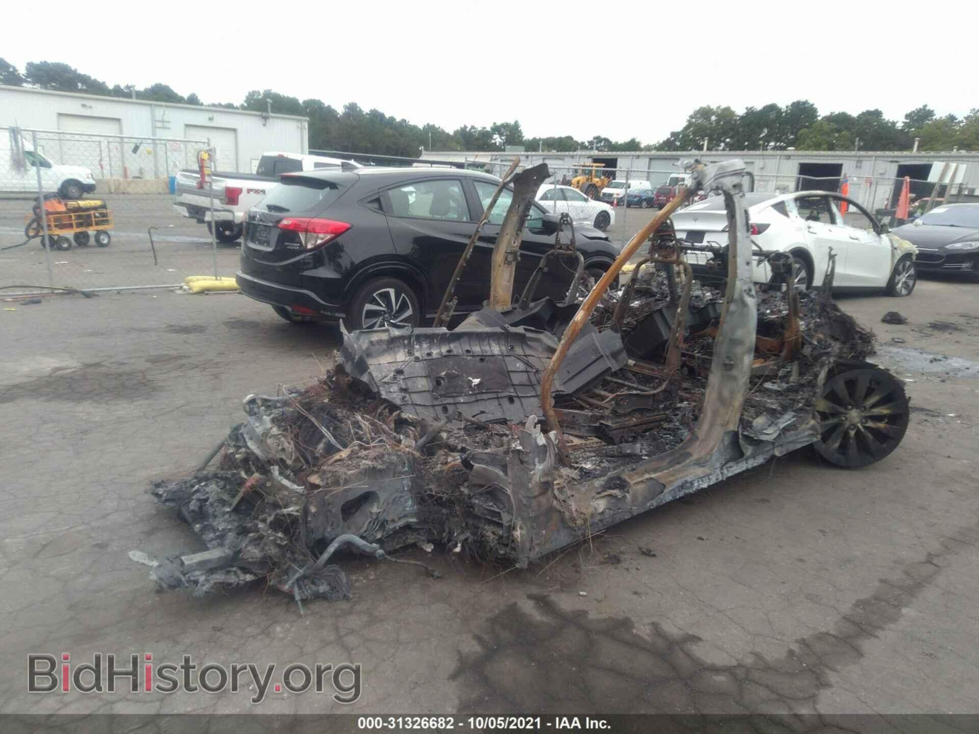 2017 TESLA MODEL X - VIN: 5YJXCAE24HF052248 - Photo 2