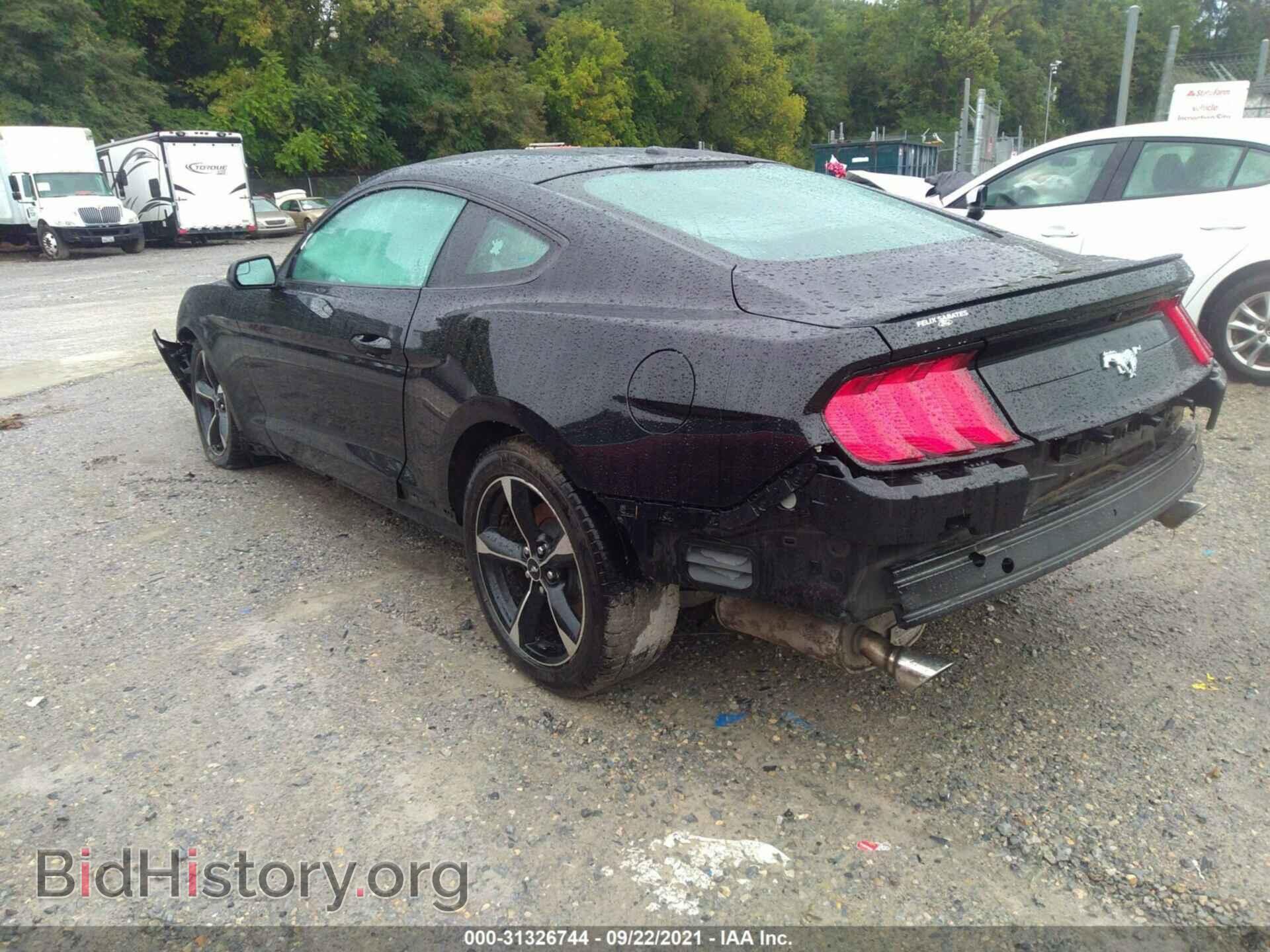 2018 FORD MUSTANG - VIN: 1FA6P8TH7J5131748 - Фото 3