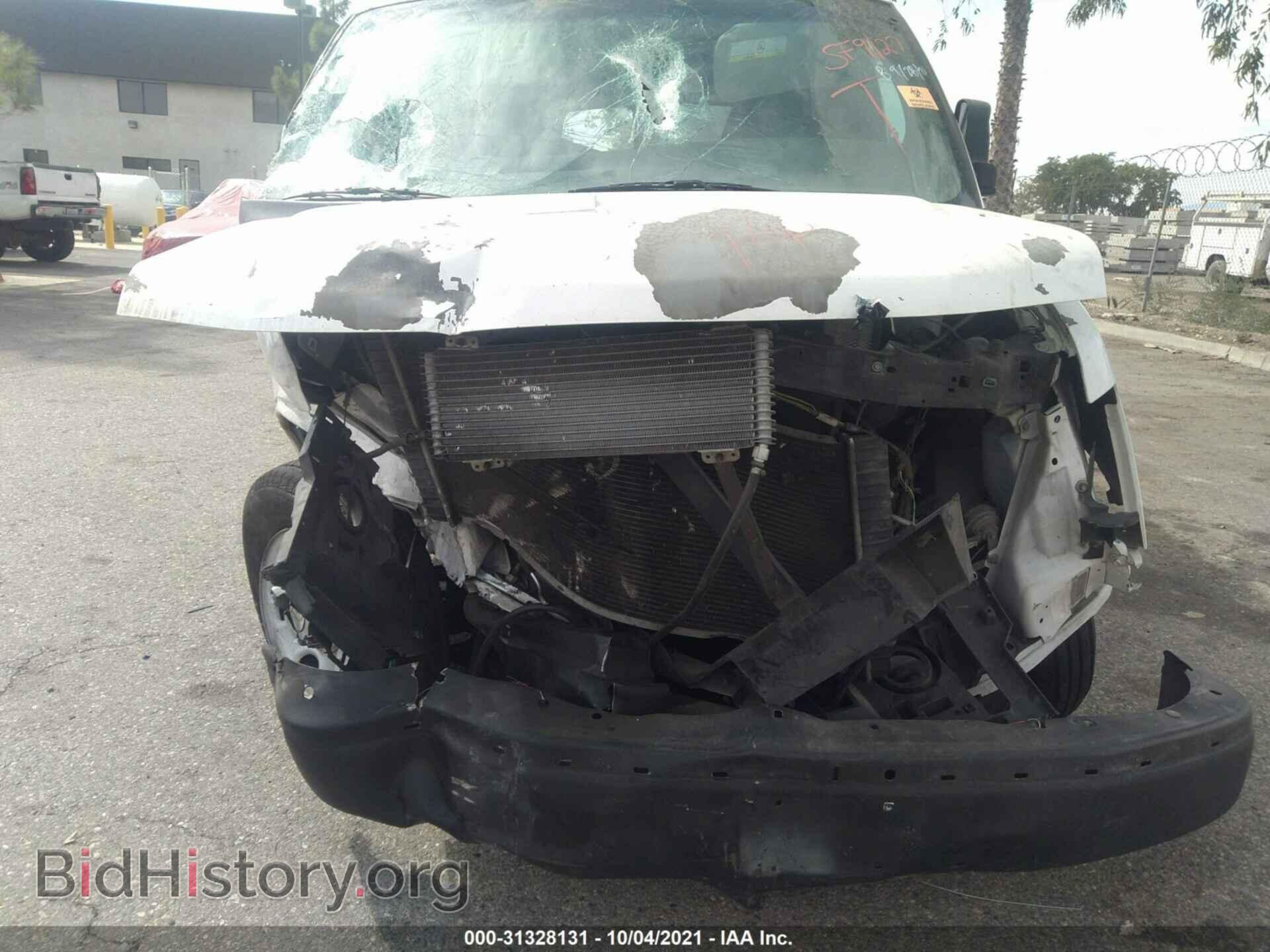 2011 CHEVROLET EXPRESS CARGO VAN - VIN: 1GCWGFCA3B1120014 - Фото 6