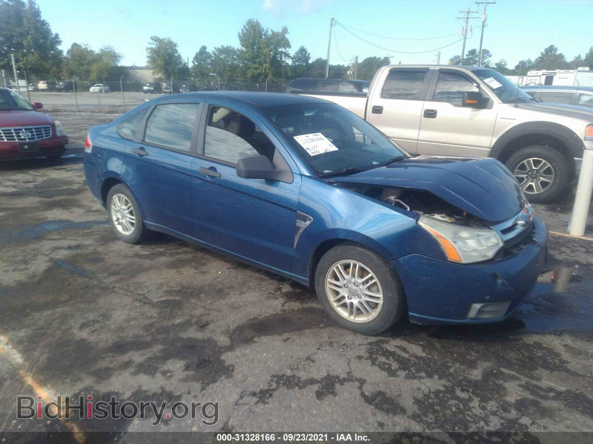 Photo 1FAHP35N98W207800 - FORD FOCUS 2008