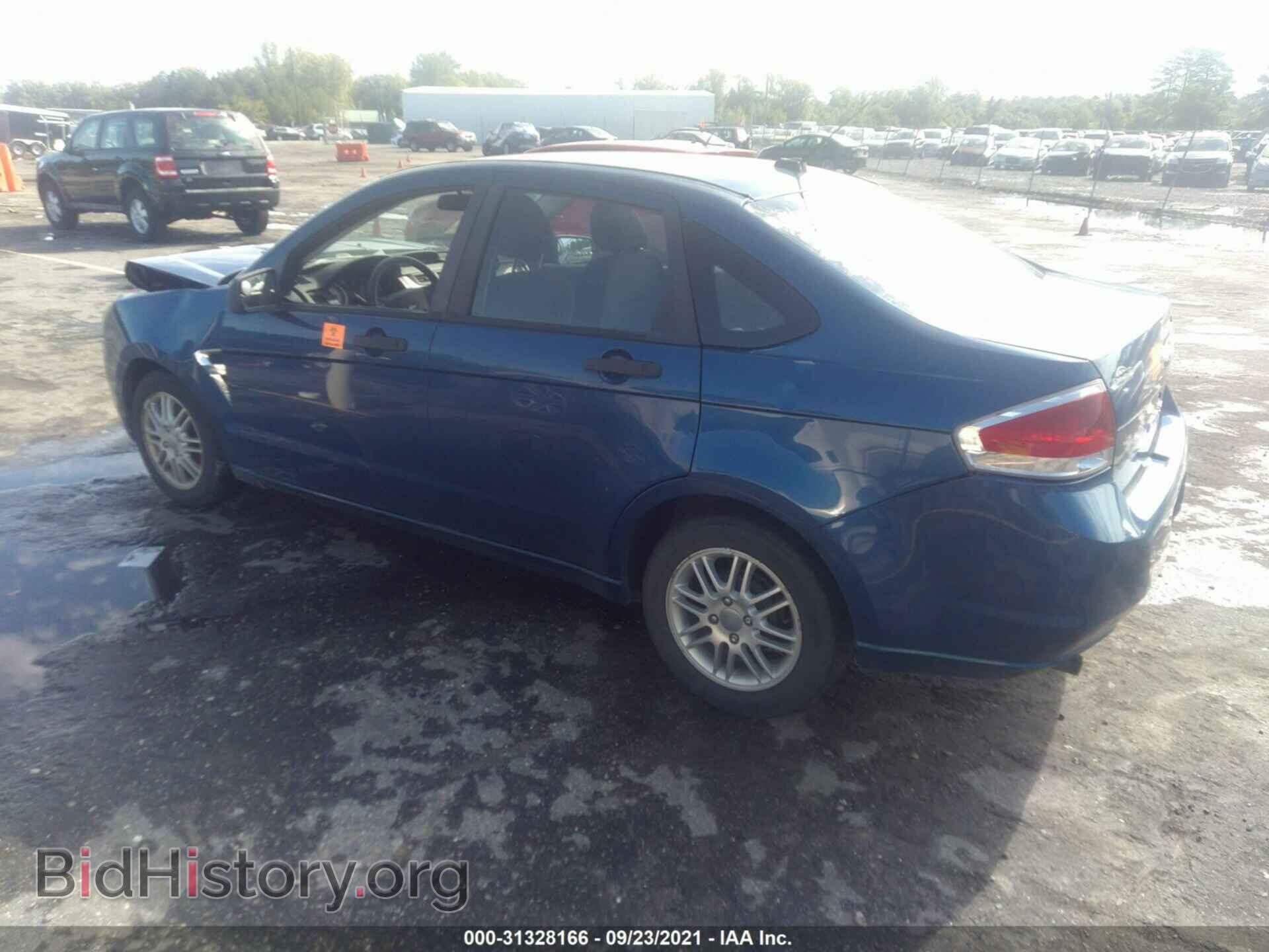 2008 FORD FOCUS - VIN: 1FAHP35N98W207800 - Фото 3