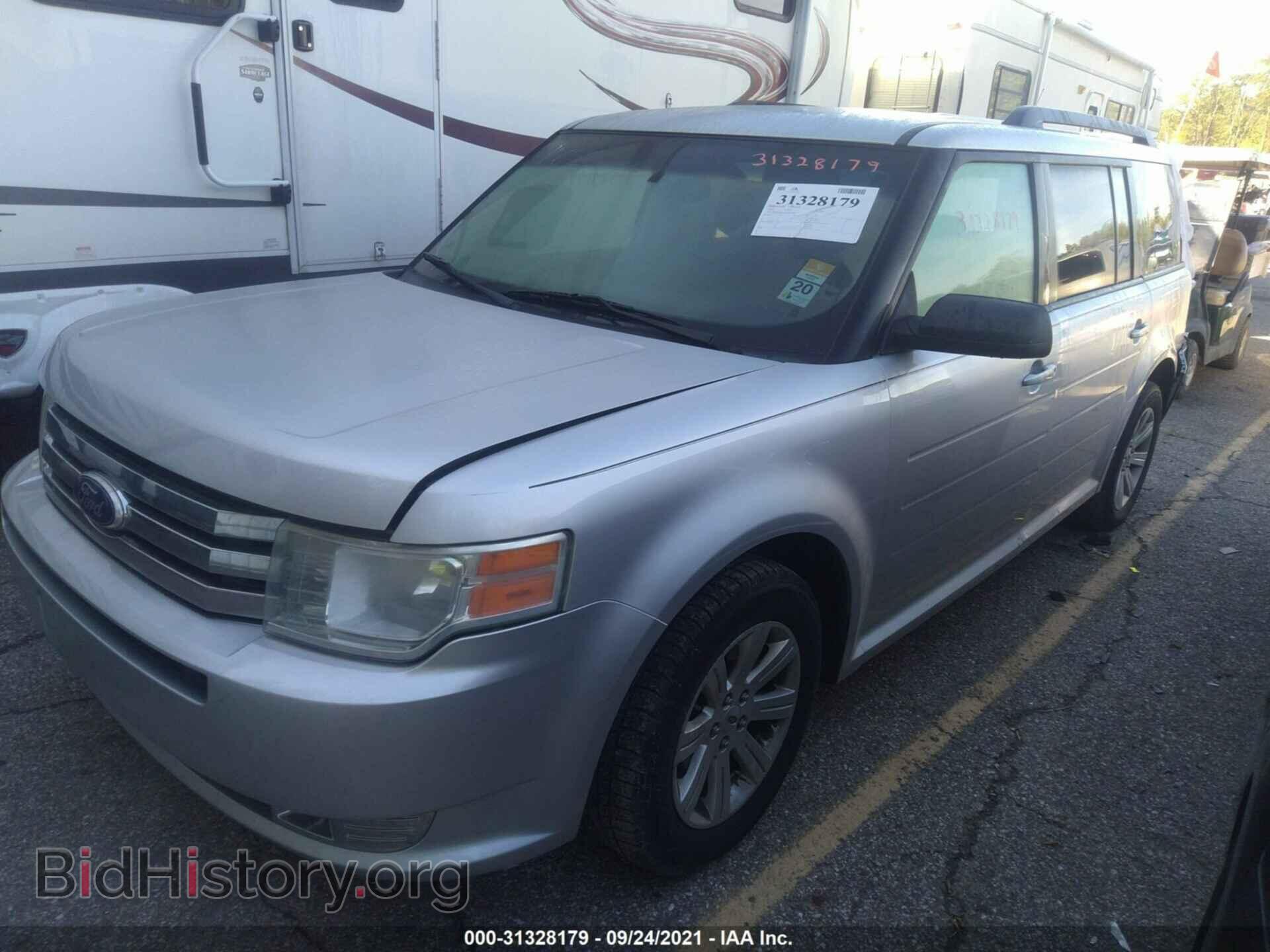 2011 FORD FLEX - VIN: 2FMGK5BC2BBD10676 - Photo 2