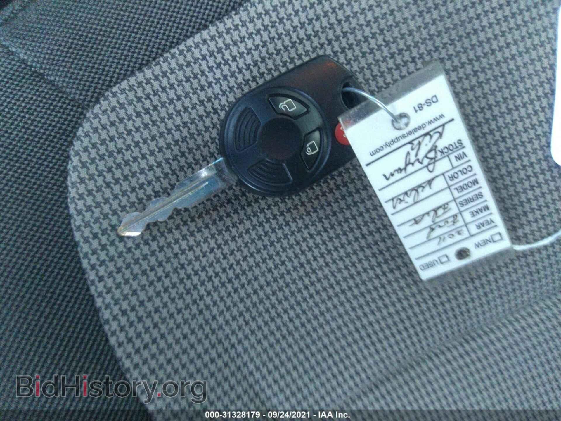 2011 FORD FLEX - VIN: 2FMGK5BC2BBD10676 - Photo 11