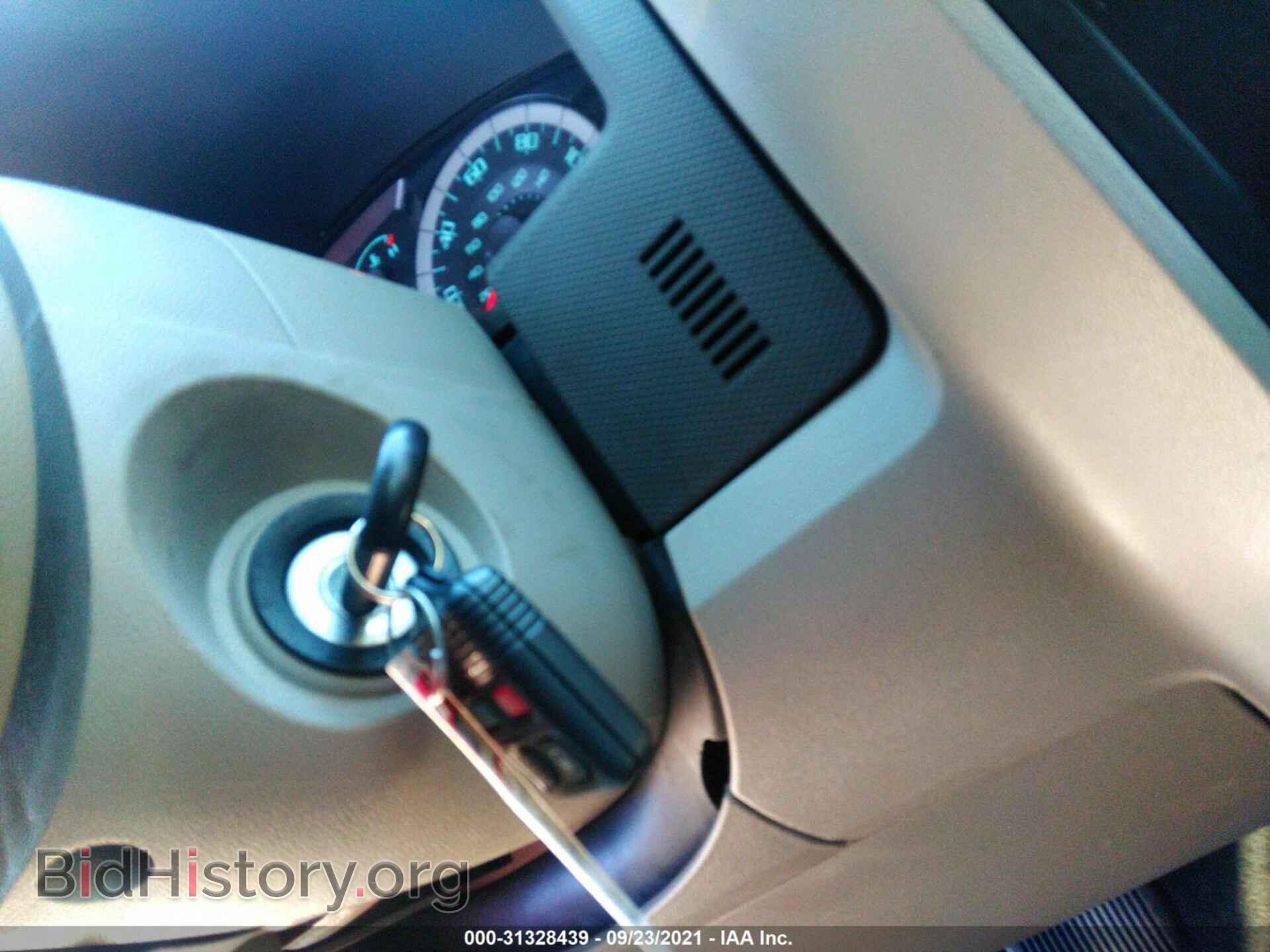 2011 FORD ESCAPE - VIN: 1FMCU9C79BKB04469 - Photo 11