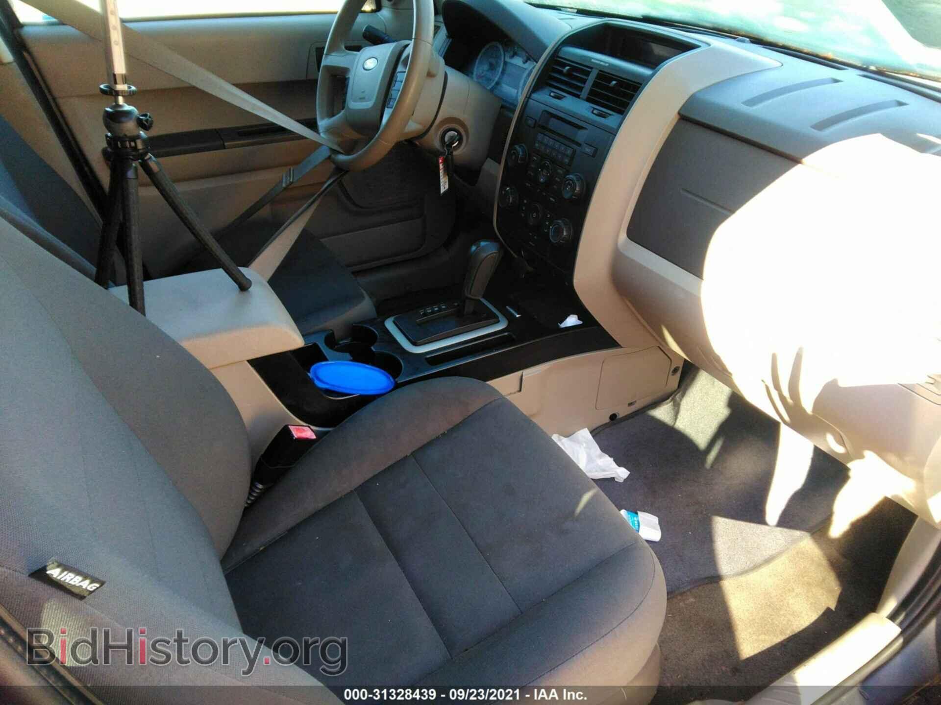 2011 FORD ESCAPE - VIN: 1FMCU9C79BKB04469 - Photo 5
