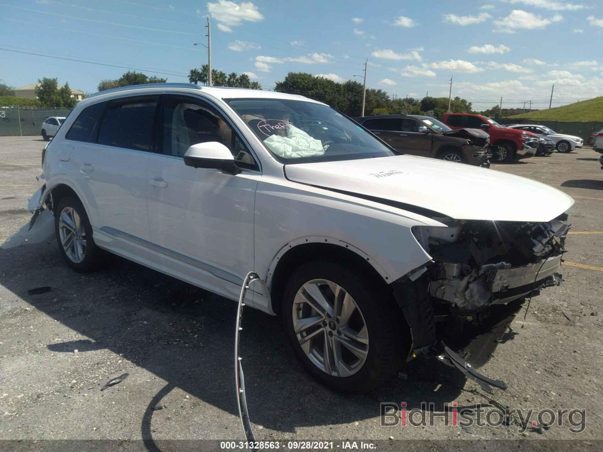 Photo WA1LJAF74MD037159 - AUDI Q7 2021