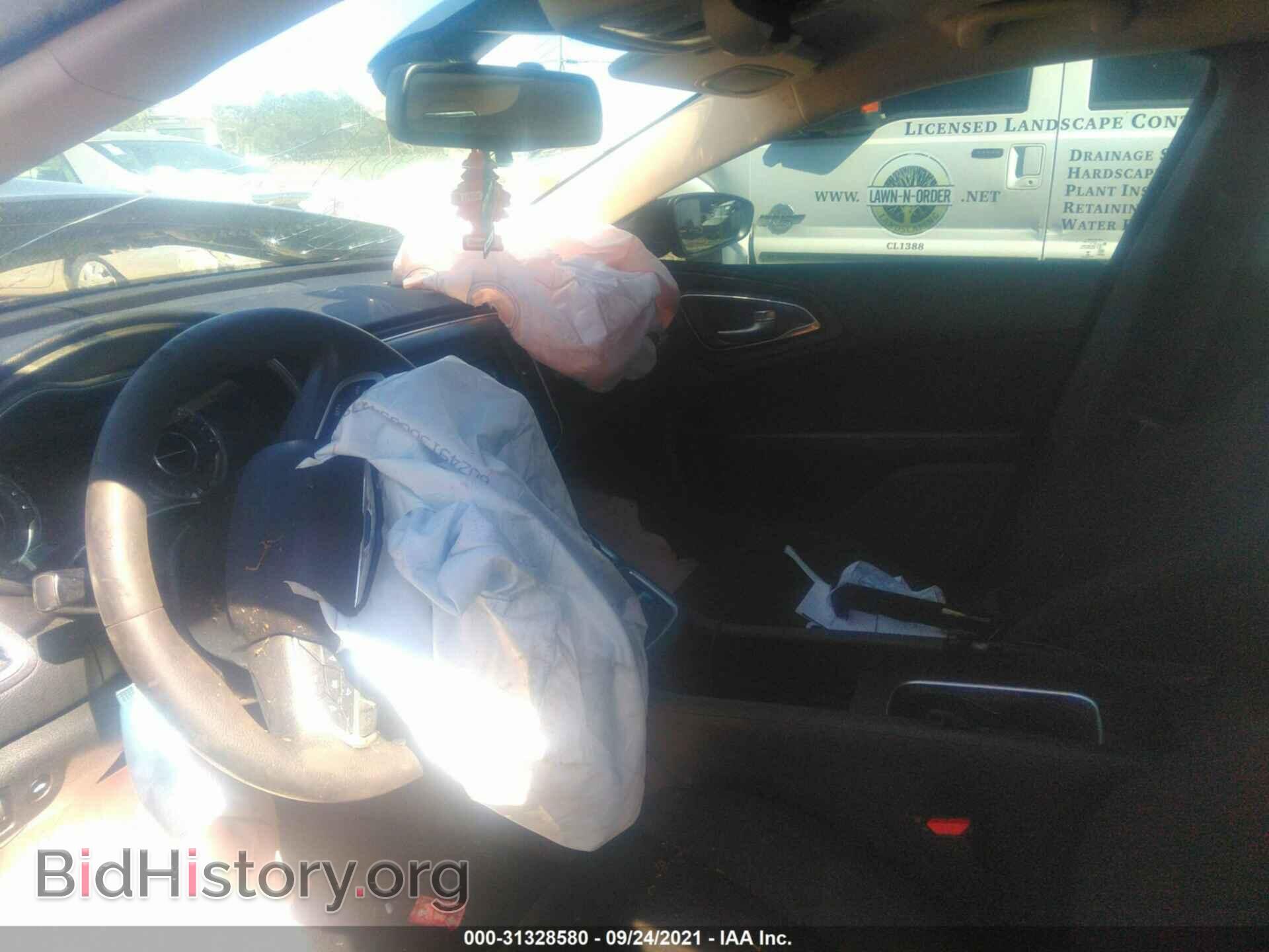 2016 CHRYSLER 200 - VIN: 1C3CCCAB9GN156660 - Фото 5