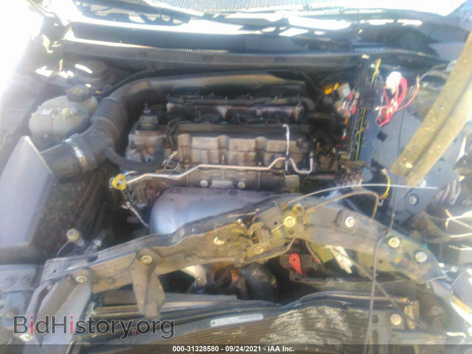 2016 CHRYSLER 200 - VIN: 1C3CCCAB9GN156660 - Фото 10