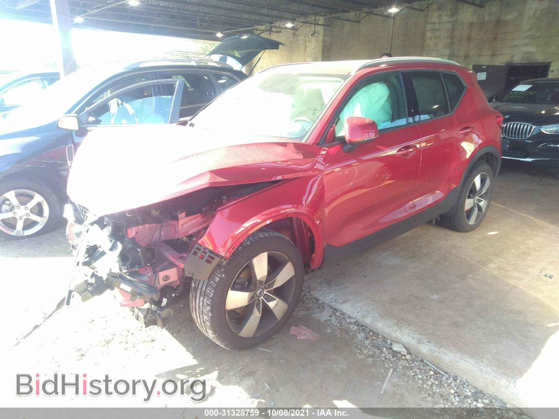 2019 VOLVO XC40 - VIN: YV4AC2HK0K2050768 - Фото 2