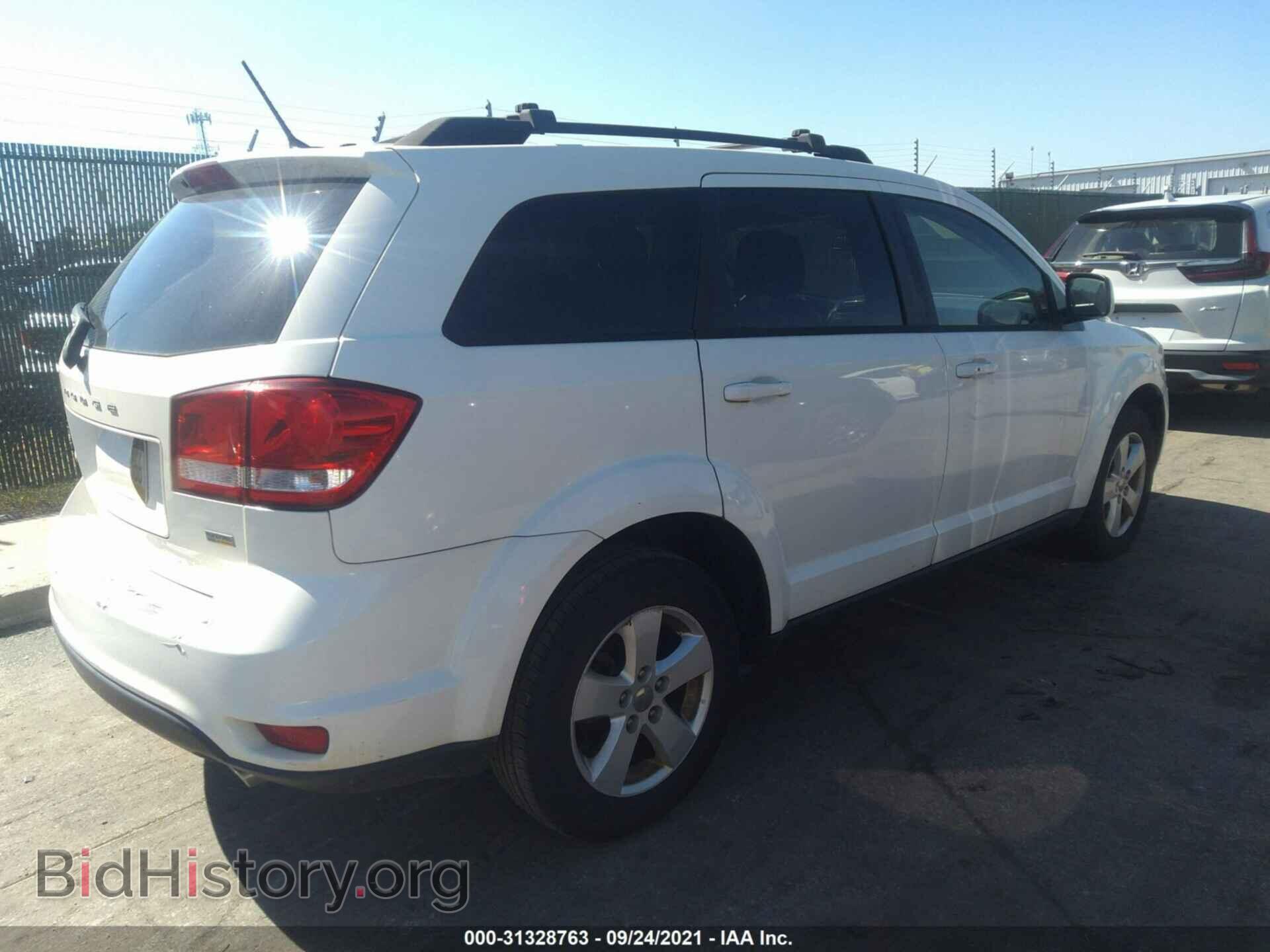 2012 DODGE JOURNEY - VIN: 3C4PDCBG0CT187181 - Фото 4
