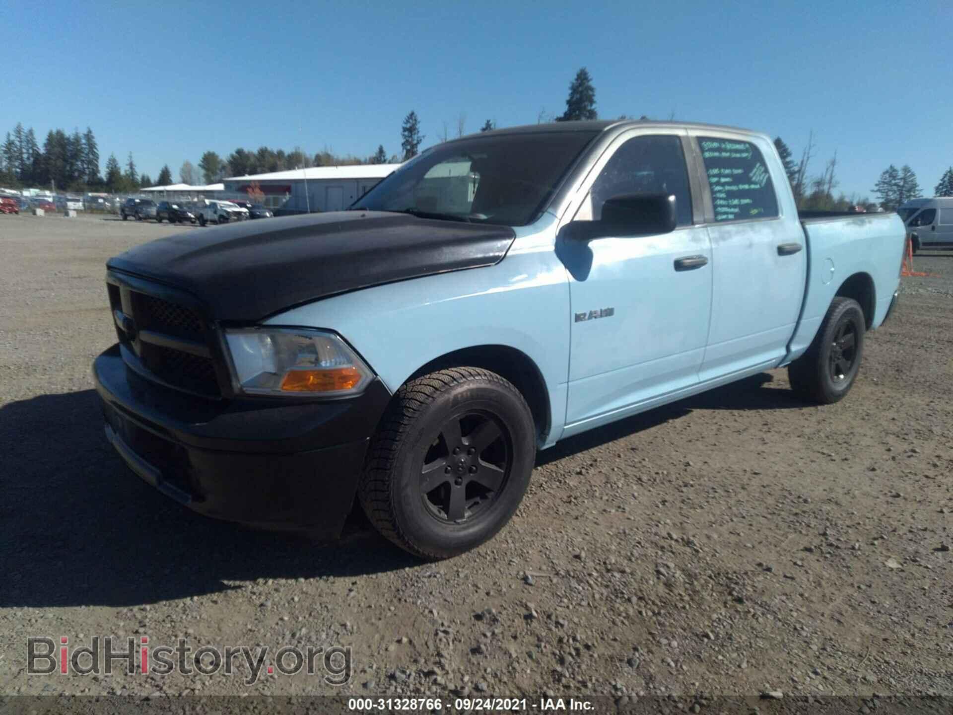 2010 DODGE RAM 1500 - VIN: 1D7RB1CP8AS223687 - Фото 2