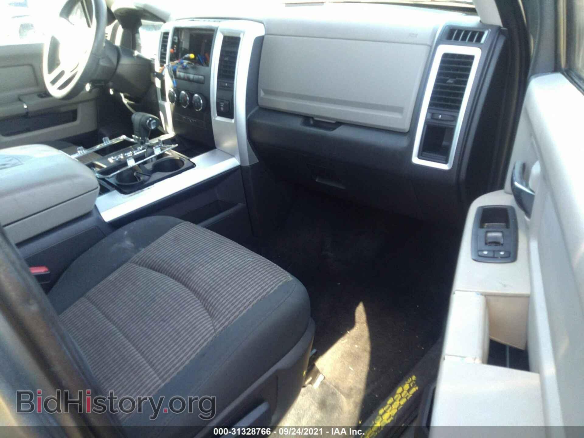 2010 DODGE RAM 1500 - VIN: 1D7RB1CP8AS223687 - Фото 5