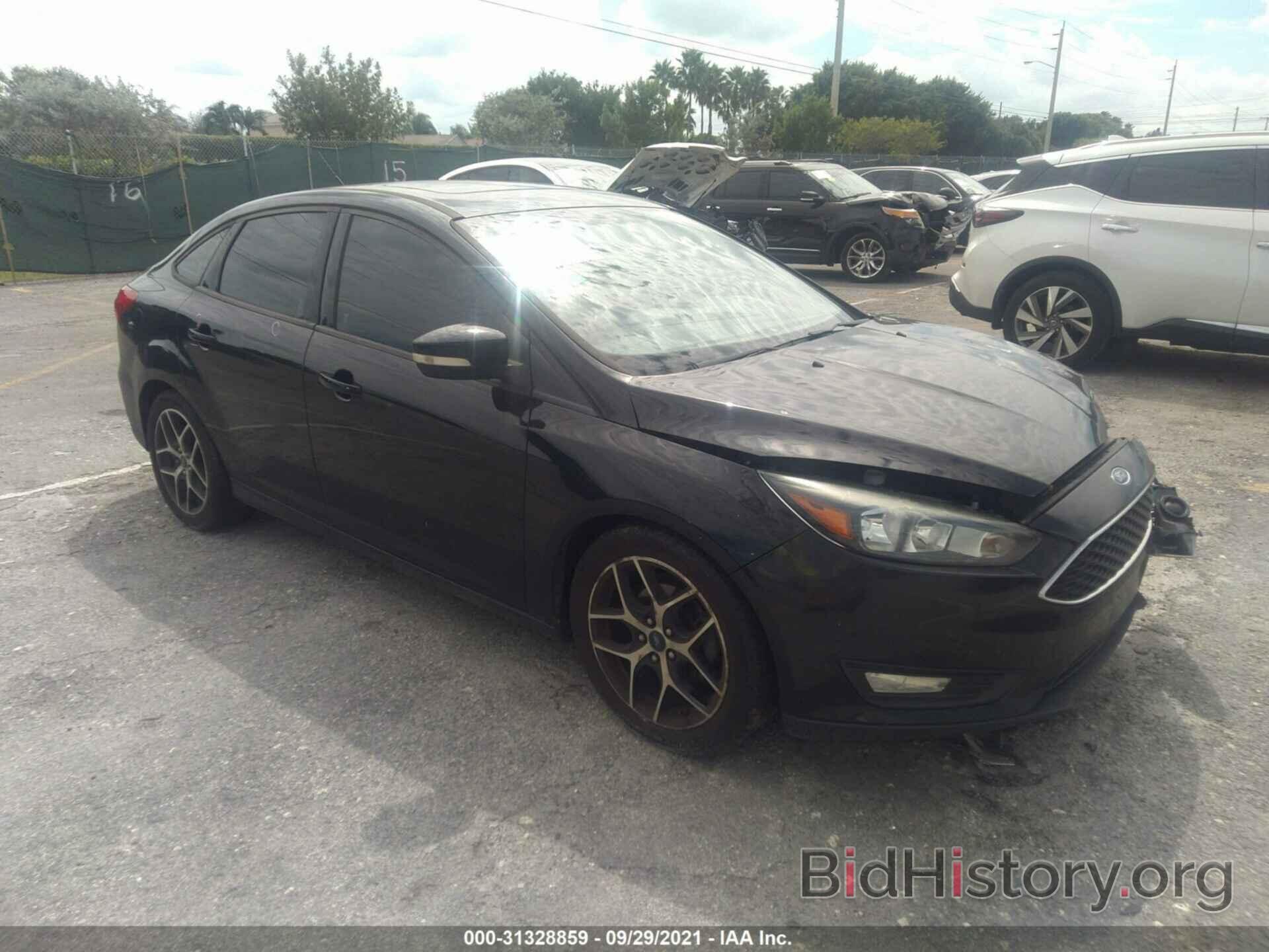 Photo 1FADP3H29HL251877 - FORD FOCUS 2017