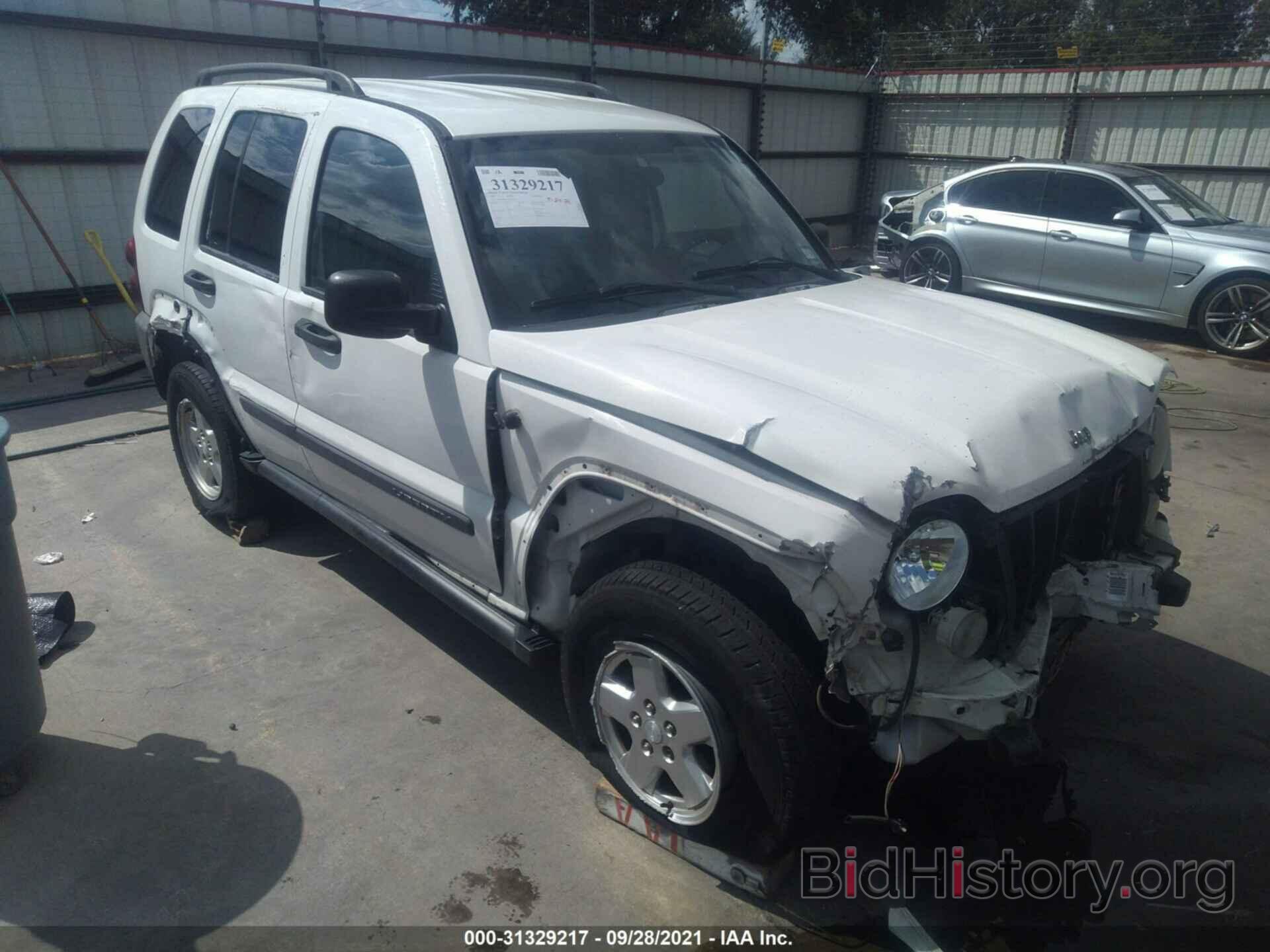 Photo 1J4GL48K27W516736 - JEEP LIBERTY 2007