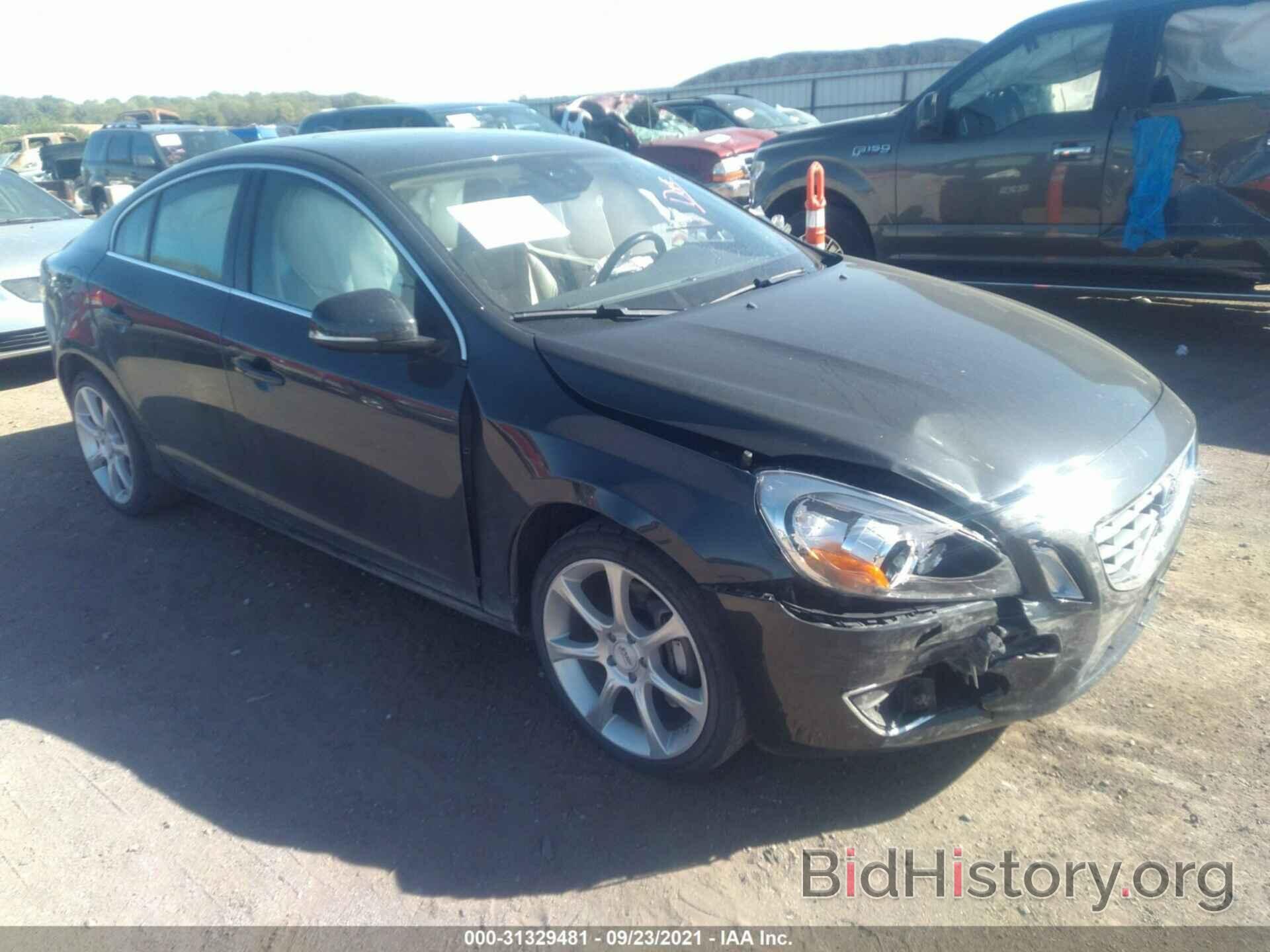 Photo YV1902FHXC2078675 - VOLVO S60 2012