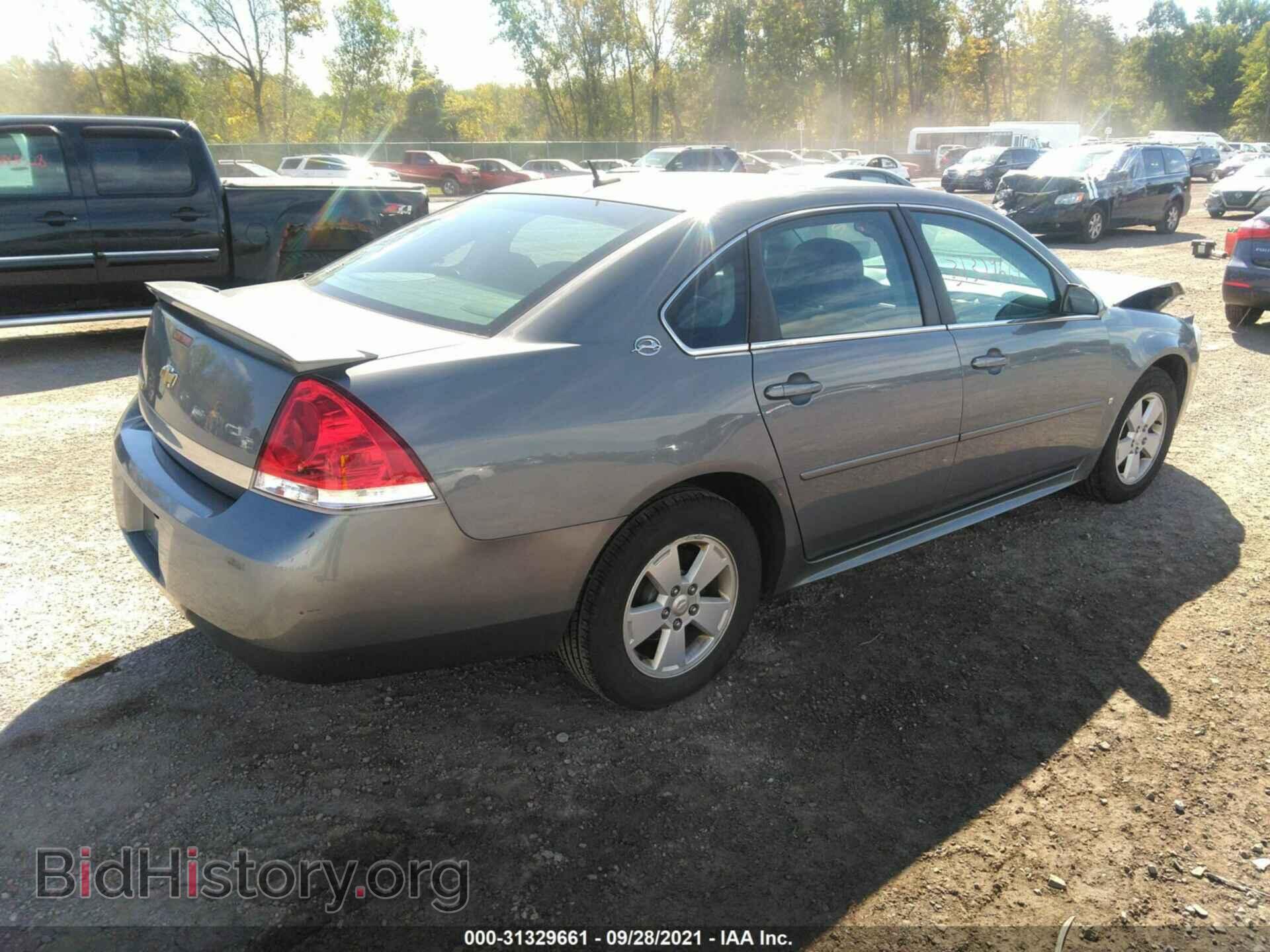 2009 CHEVROLET IMPALA - VIN: 2G1WT57NX91158307 - Фото 4