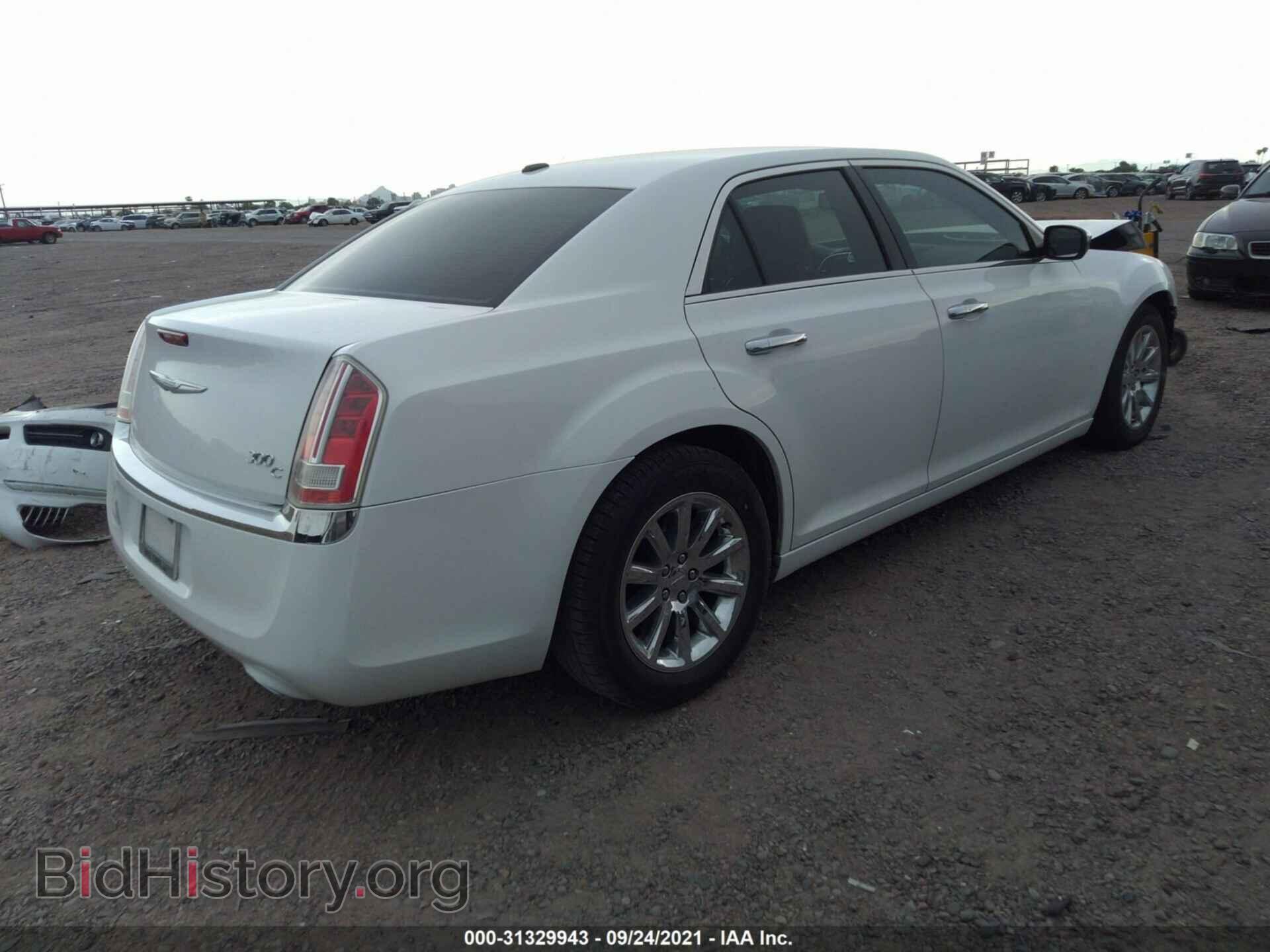 2013 CHRYSLER 300 - VIN: 2C3CCAEGXDH621140 - Фото 4