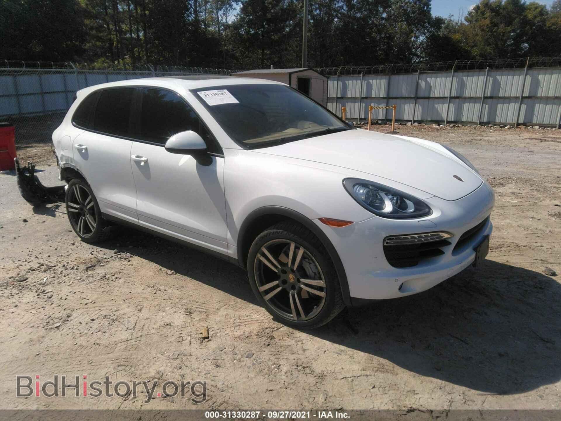 Photo WP1AB2A2XDLA81392 - PORSCHE CAYENNE 2013