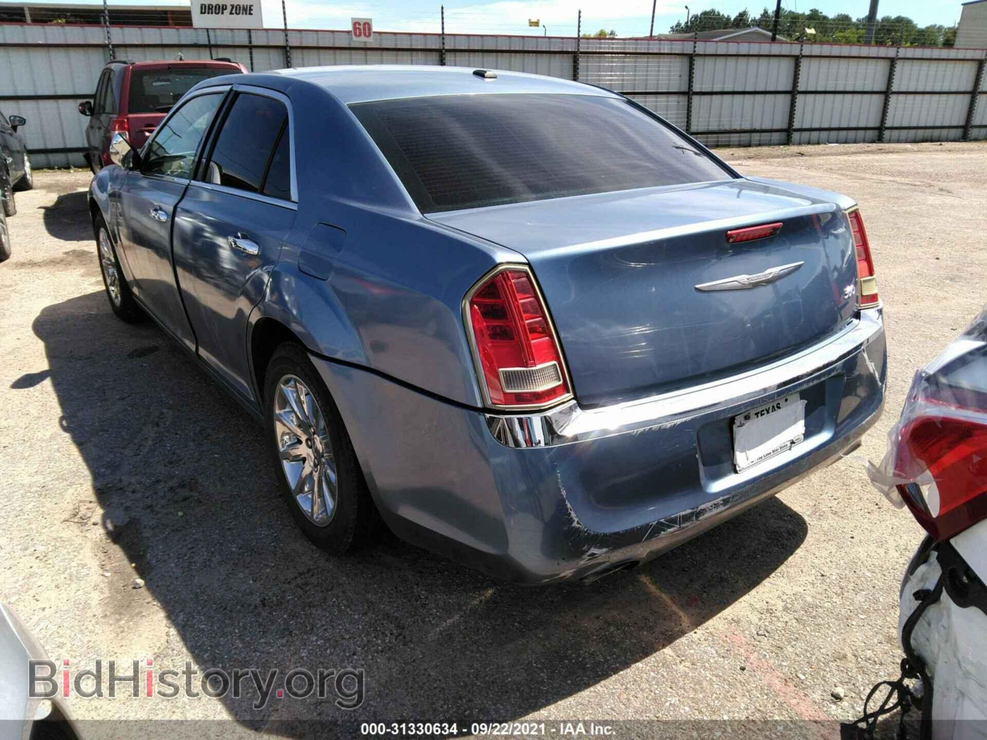 2011 CHRYSLER 300 - VIN: 2C3CA5CG8BH581279 - Фото 3