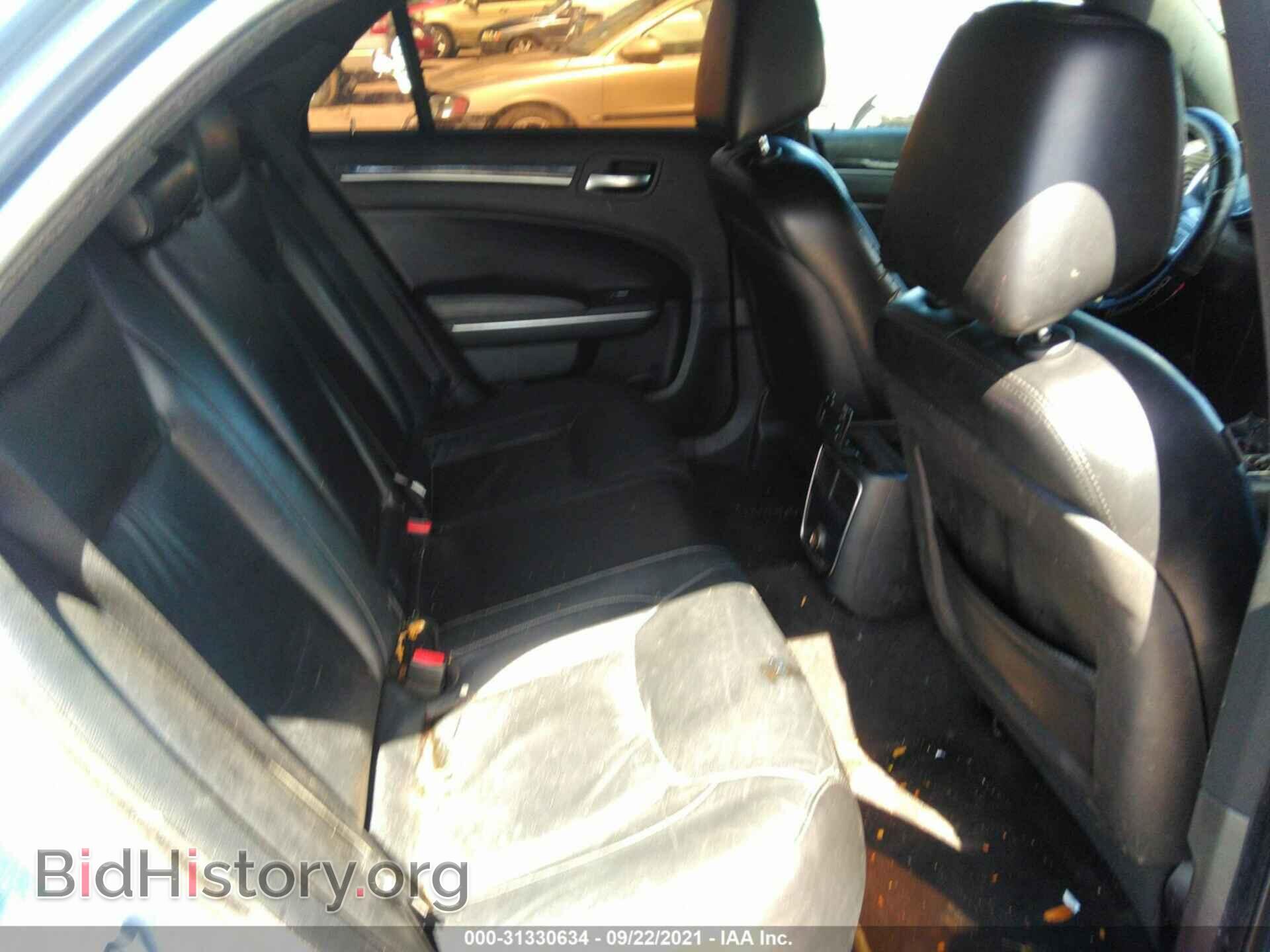 2011 CHRYSLER 300 - VIN: 2C3CA5CG8BH581279 - Фото 8