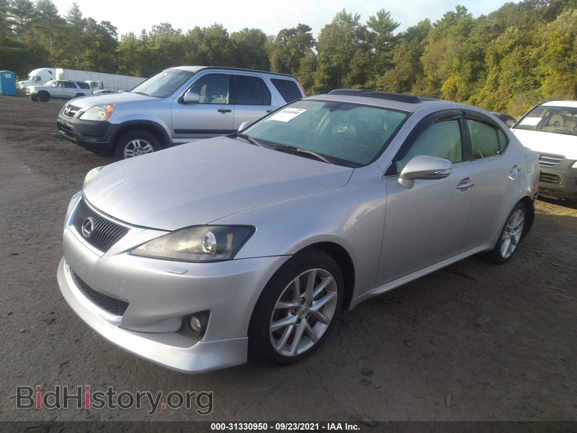 2011 LEXUS IS 350 - VIN: JTHCE5C21B5000439 - Photo 2