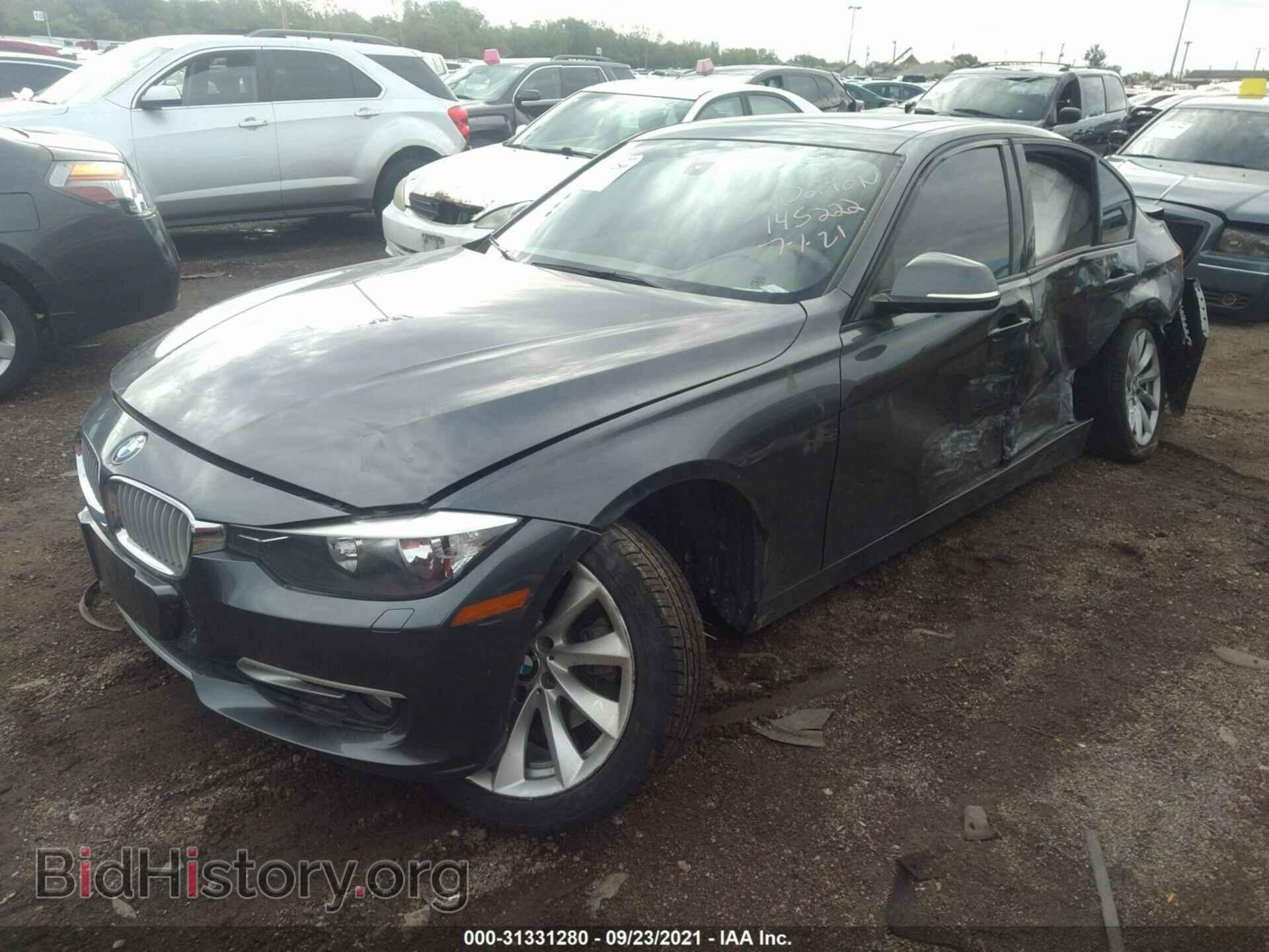 2012 BMW 3 SERIES - VIN: WBA3A5C54CF256915 - Фото 2