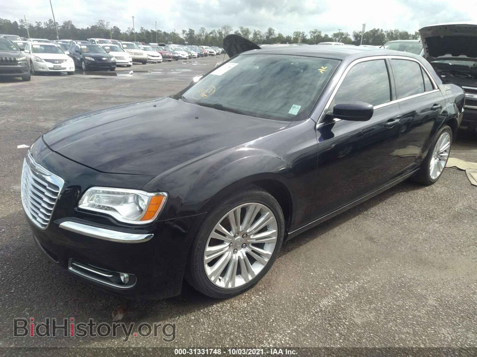 2012 CHRYSLER 300 - VIN: 2C3CCAAG8CH311962 - Photo 2