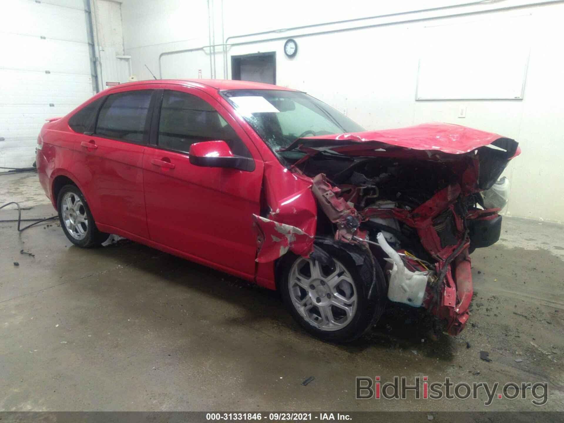 Photo 1FAHP35N08W228874 - FORD FOCUS 2008