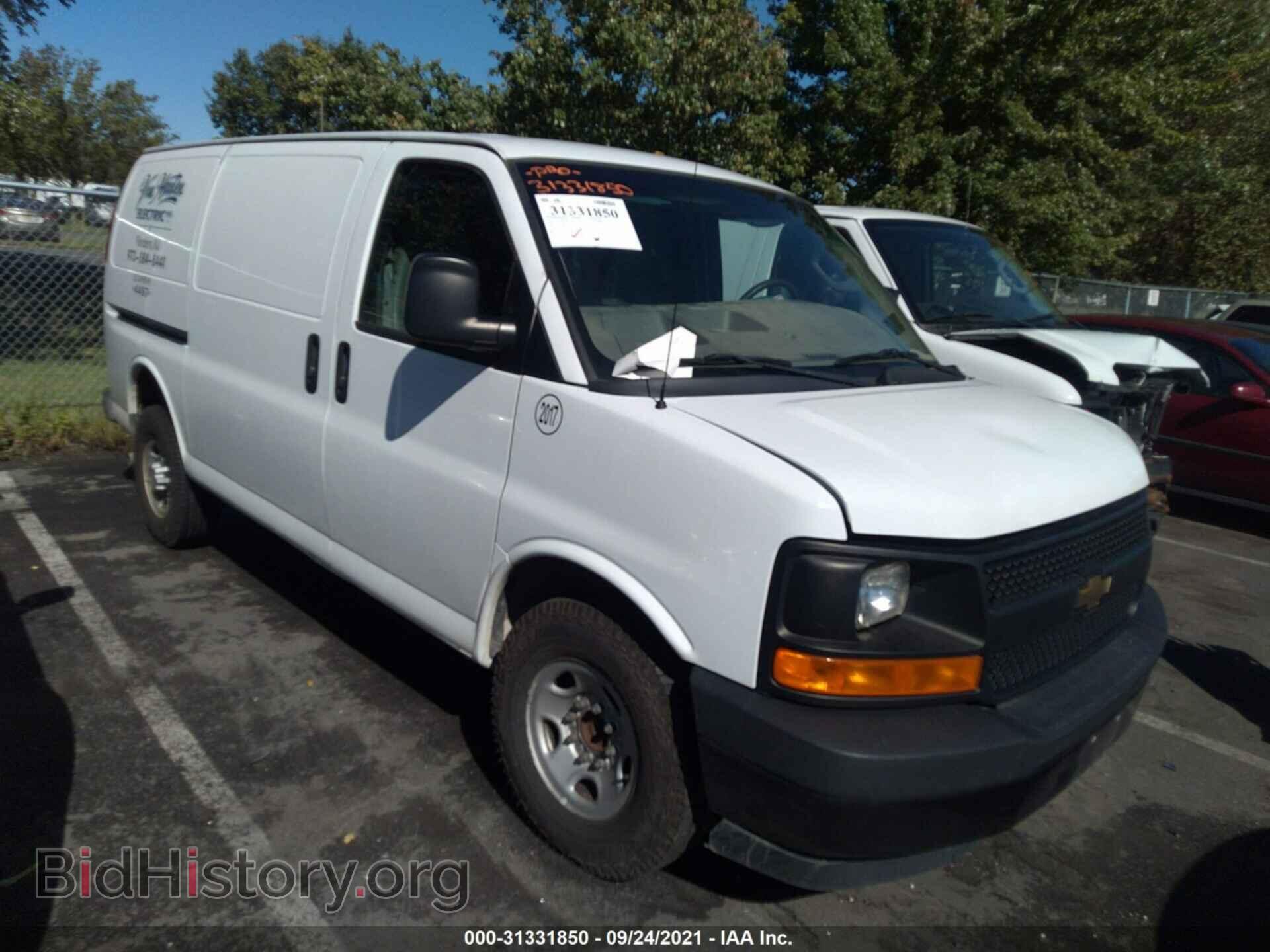 Фотография 1GCWGAFF6H1109575 - CHEVROLET EXPRESS CARGO VAN 2017