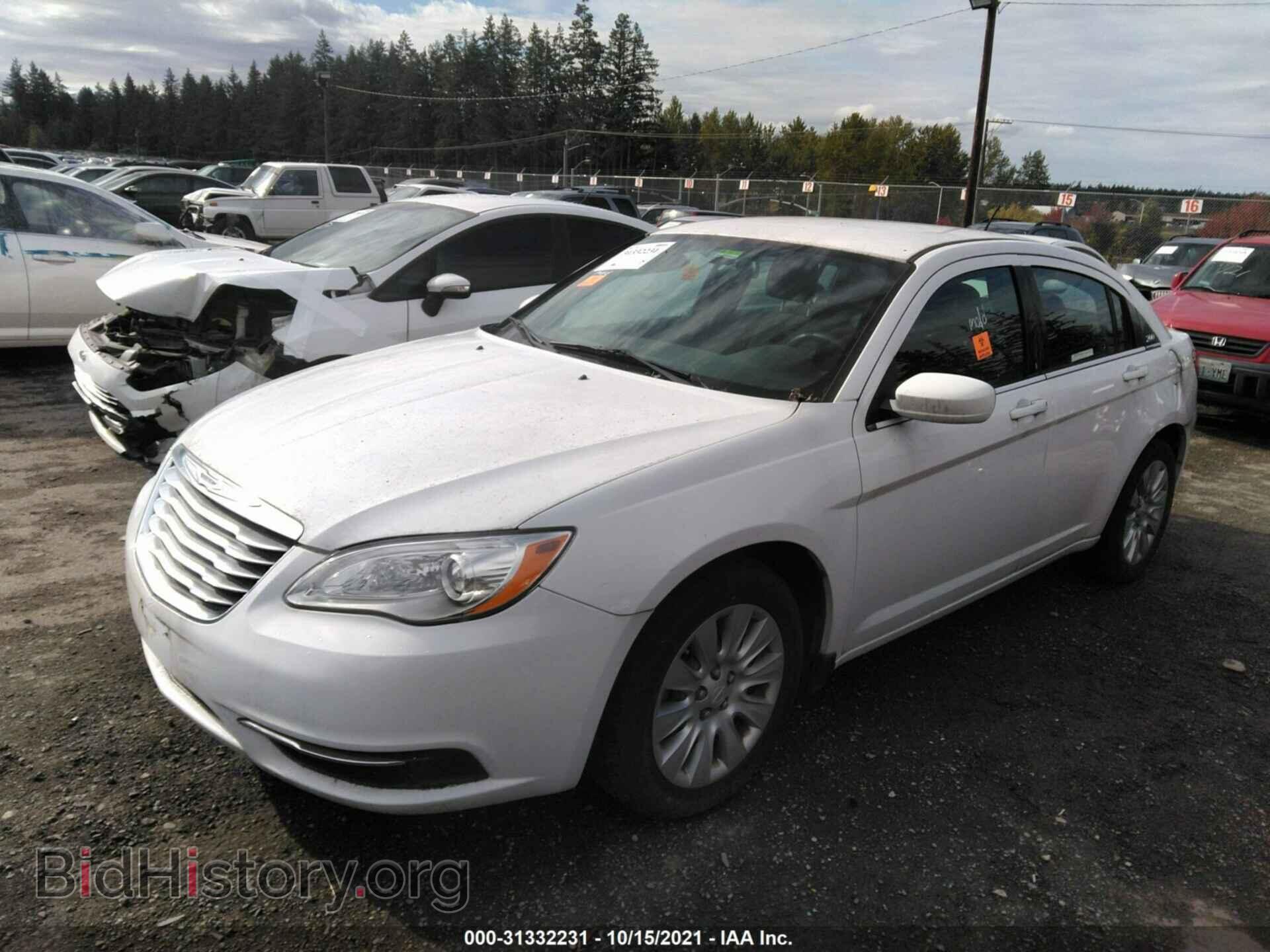2014 CHRYSLER 200 - VIN: 1C3CCBAB5EN197228 - Фото 2