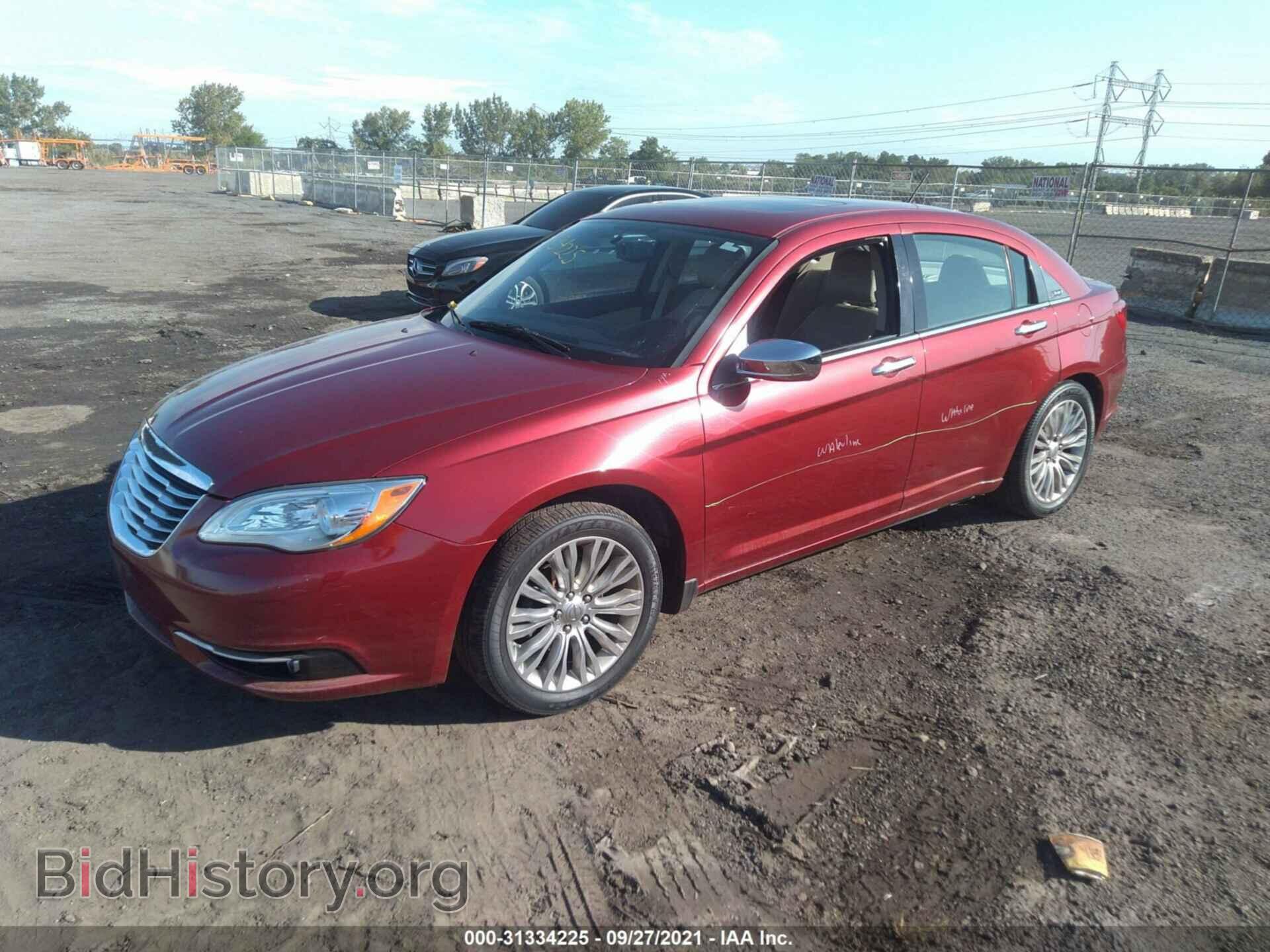 2012 CHRYSLER 200 - VIN: 1C3CCBCB1CN308108 - Фото 2