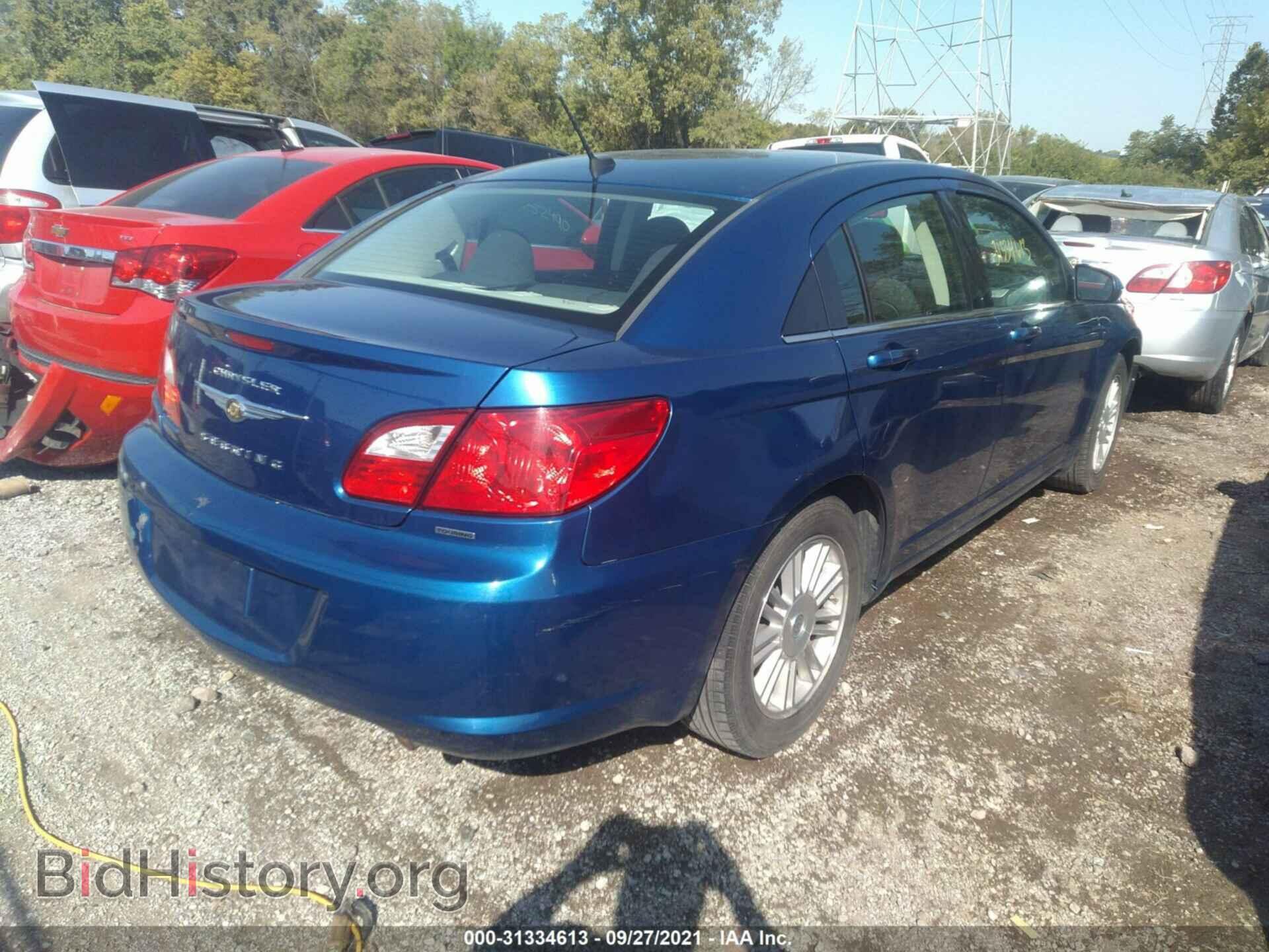 2009 CHRYSLER SEBRING - VIN: 1C3LC56B79N537379 - Фото 4