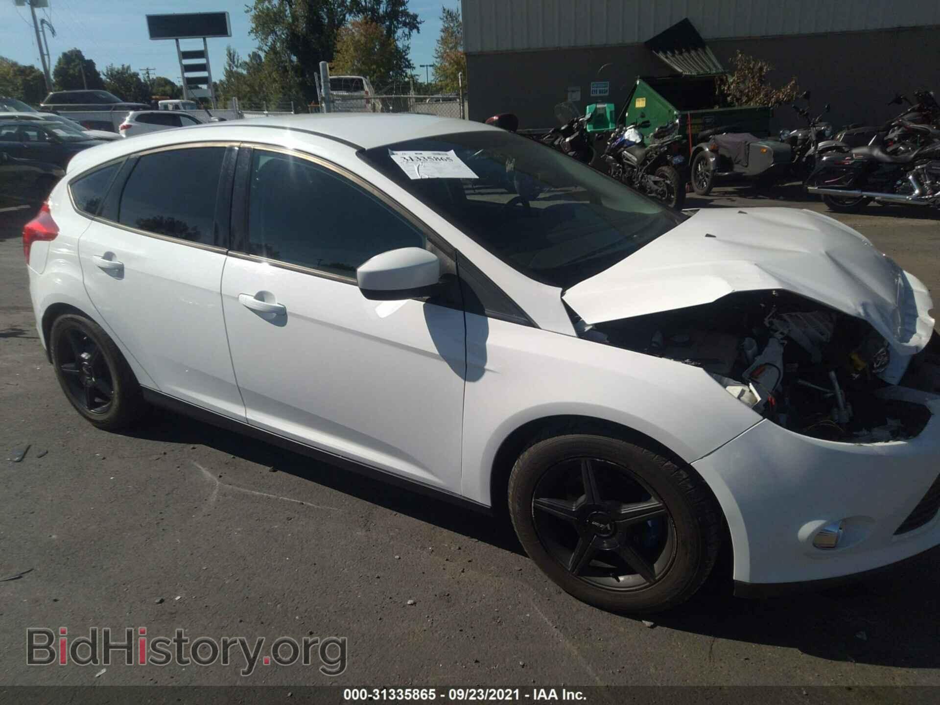 Photo 1FAHP3K21CL314800 - FORD FOCUS 2012