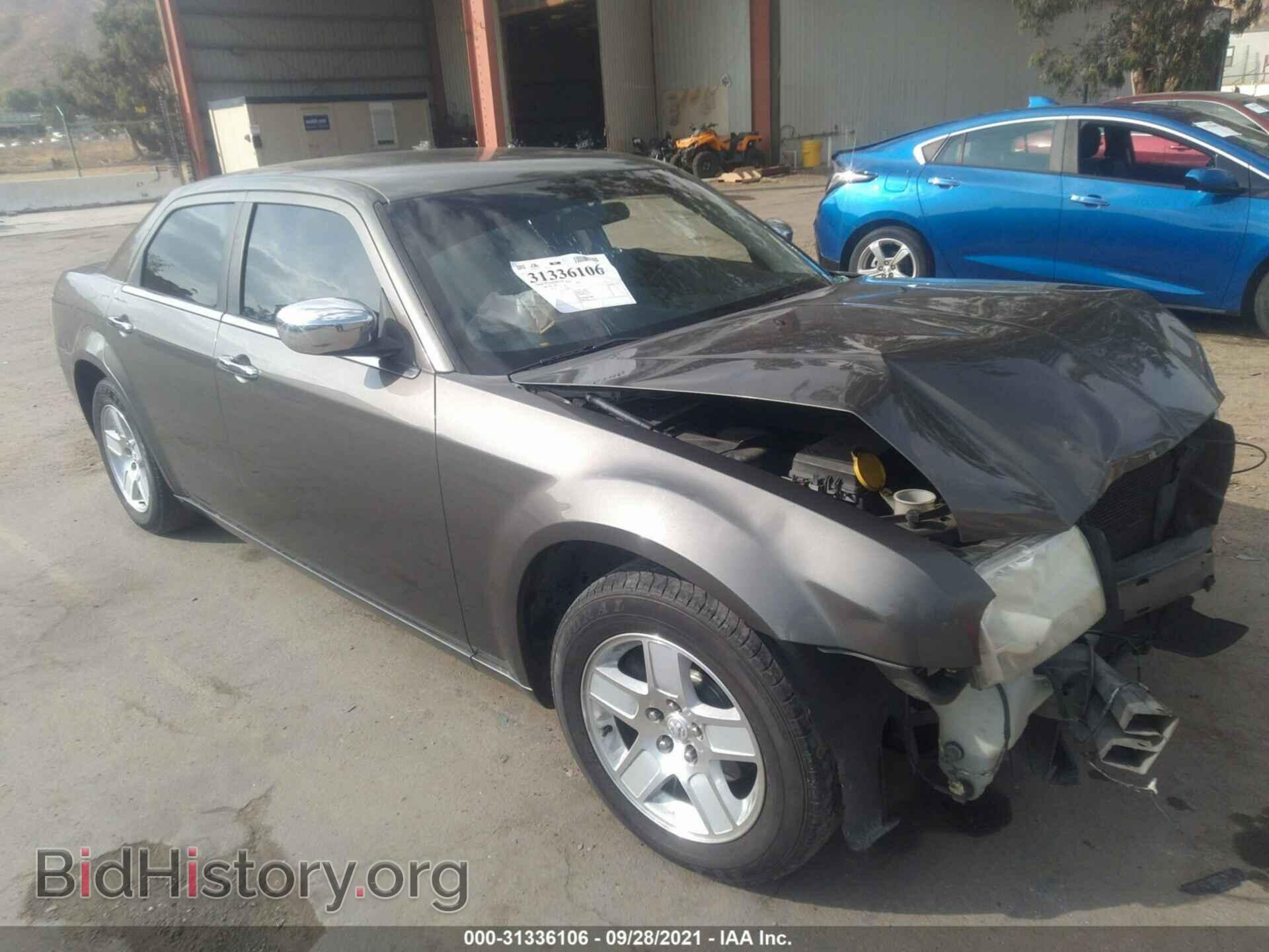Photo 2C3CA5CV7AH164751 - CHRYSLER 300 2010