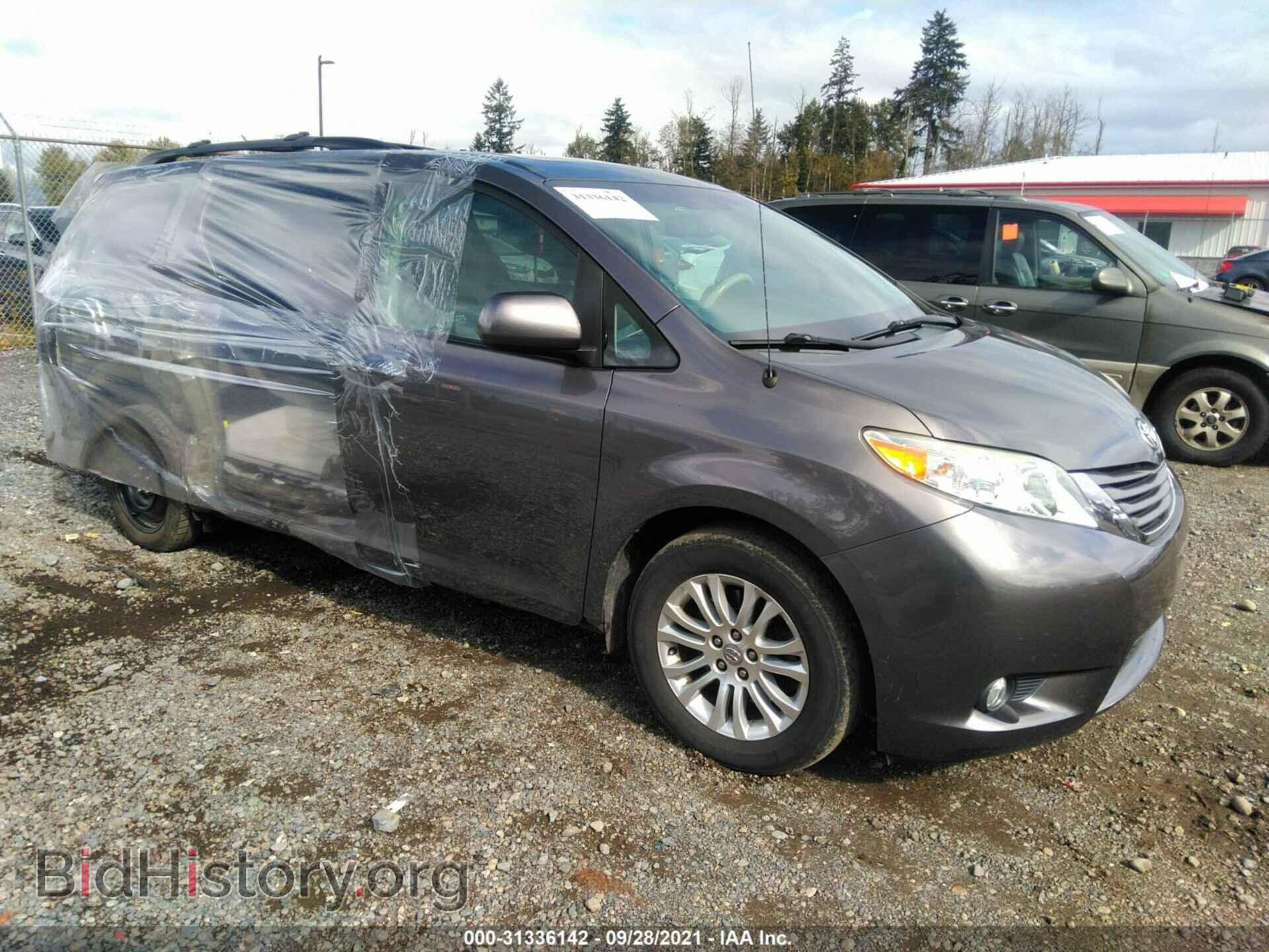 Photo 5TDYK3DC6CS182579 - TOYOTA SIENNA 2012